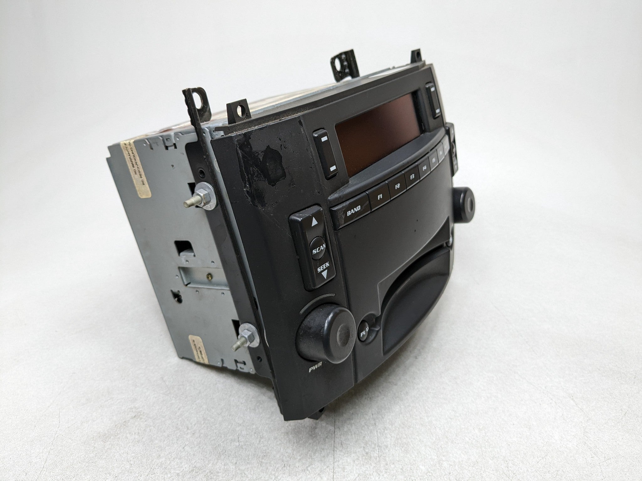 2004 - 2009 CADILLAC SRX OEM RADIO AUDIO AND VISUAL EQUIPMENT AM FM CD CASSETTE