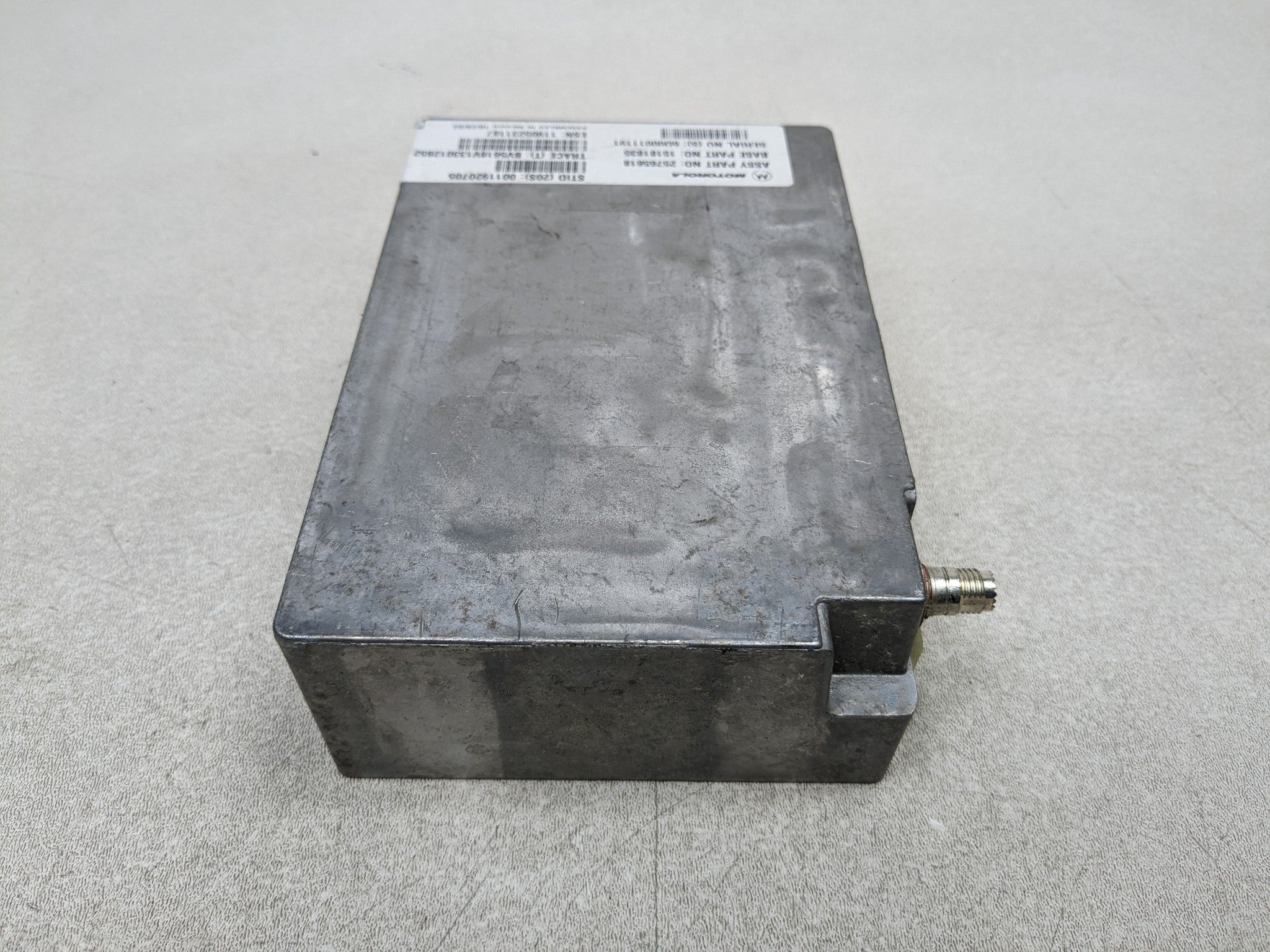 2004 - 2009 CADILLAC SRX OEM ONSTAR COMMUNICATION CONTROL MODULE UNIT