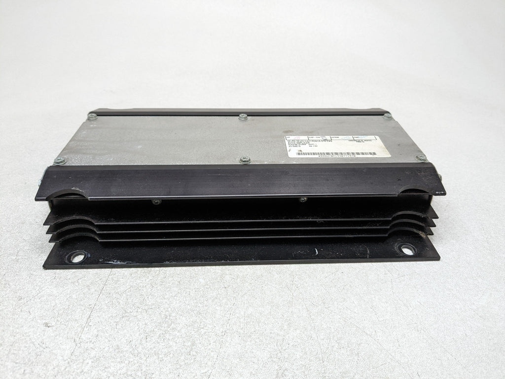 2004 - 2009 CADILLAC SRX OEM RADIO STEREO AMPLIFIER AUDIO AND VISUAL EQUIPMENT