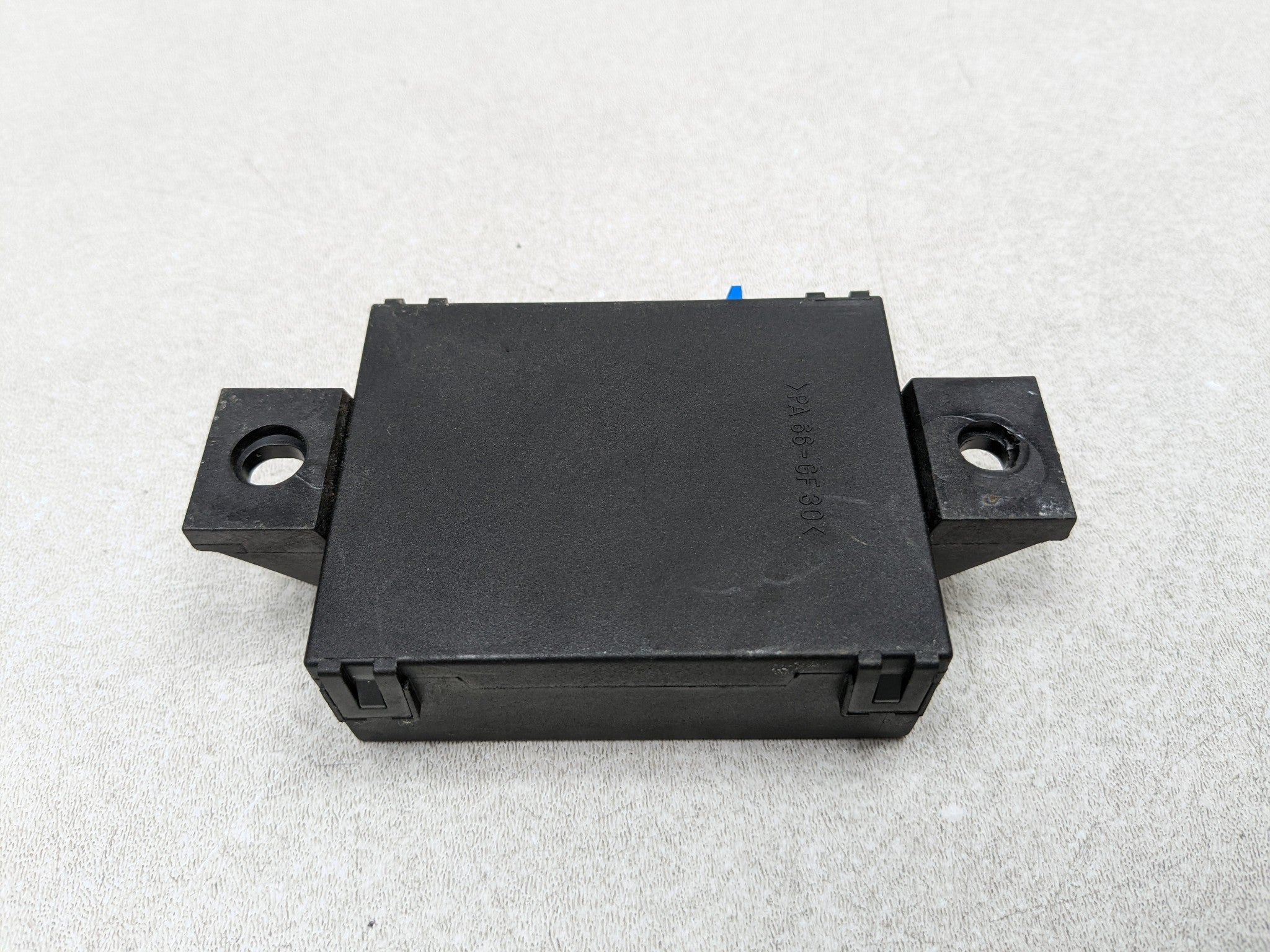 2004 - 2009 CADILLAC SRX OEM PARK ASSIST COMPUTER CONTROL MODULE UNIT