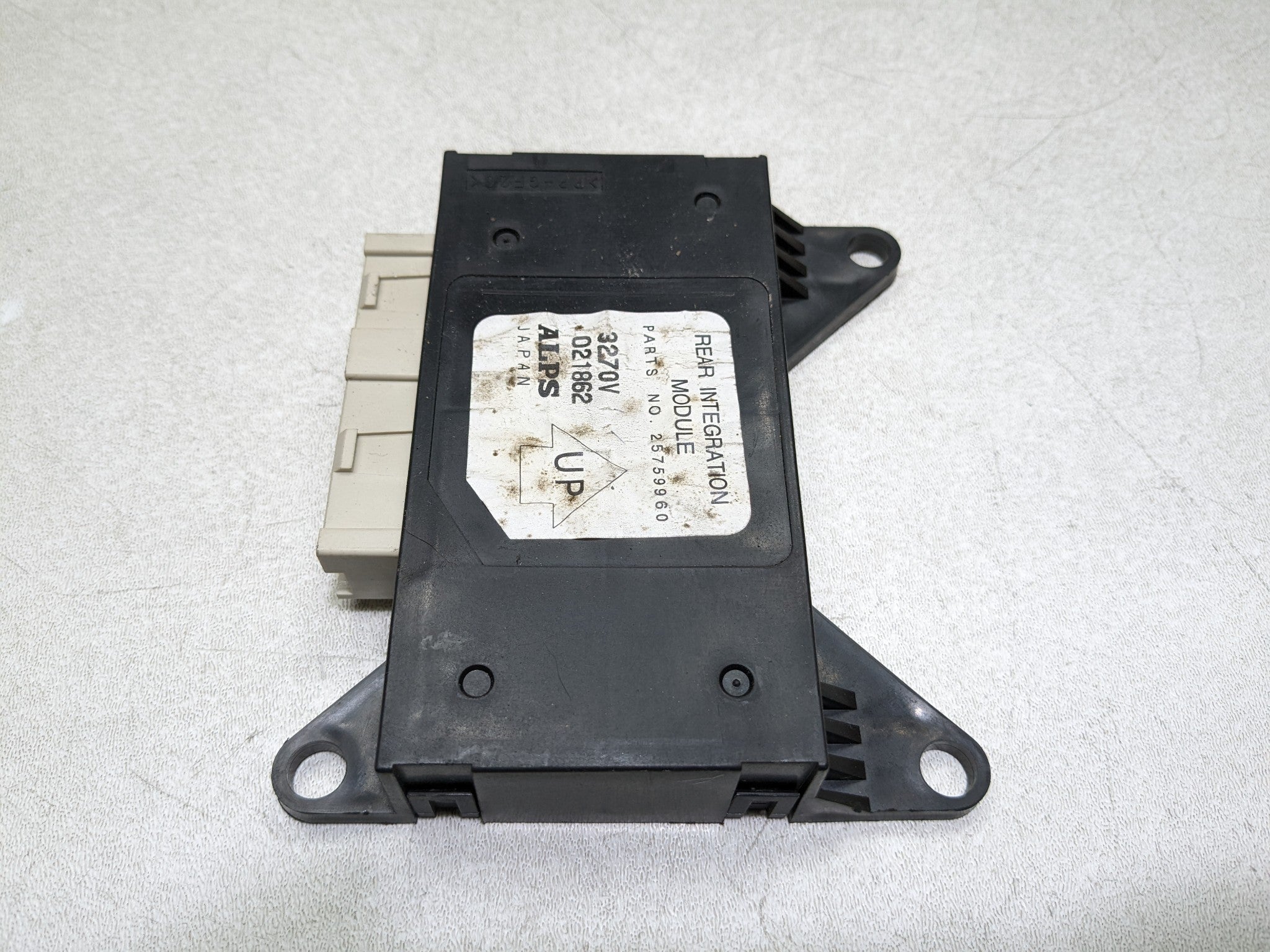 2004 - 2009 CADILLAC SRX OEM REAR INTEGRATION BODY COMPUTER CONTROL MODULE UNIT