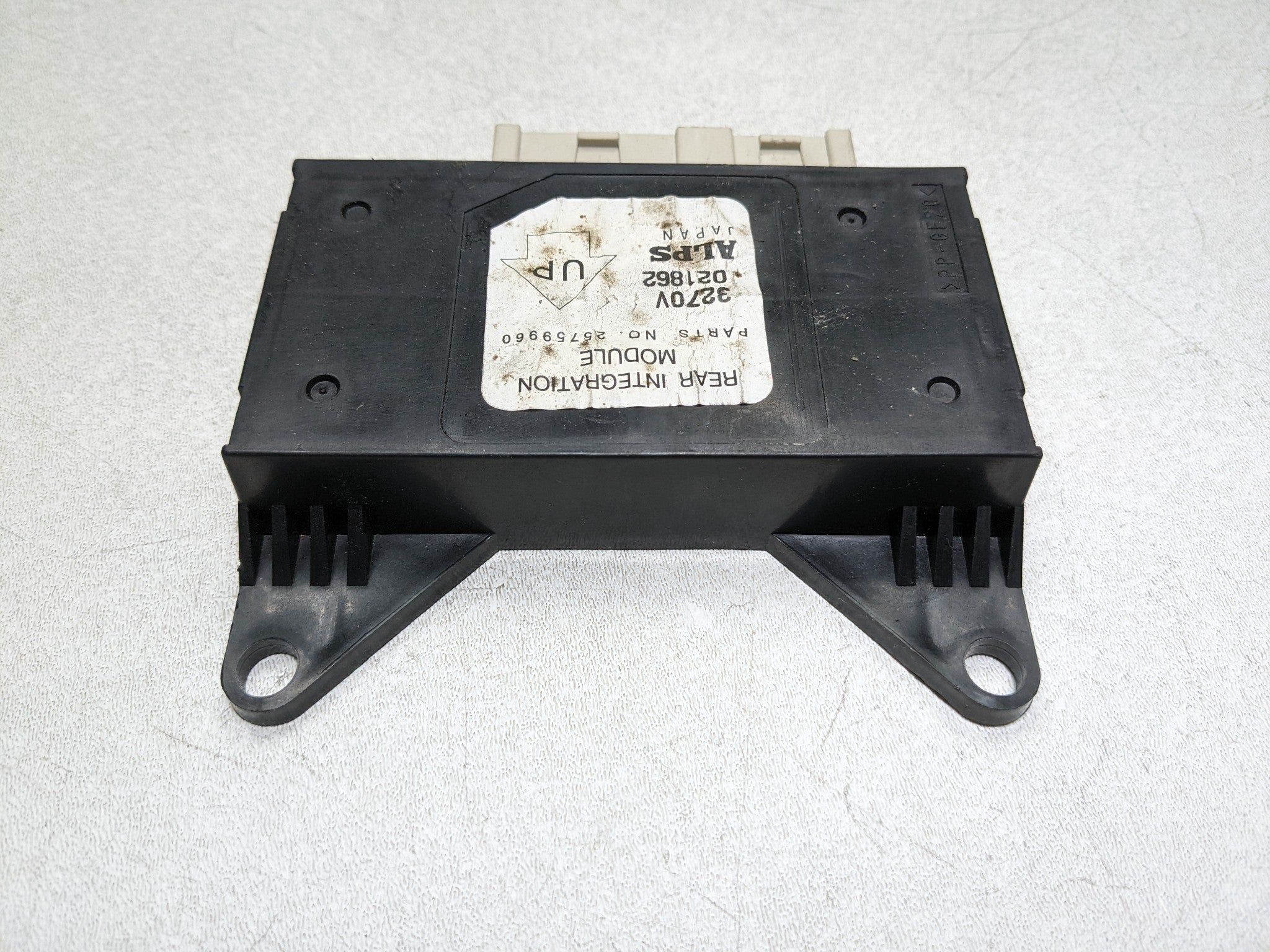 2004 - 2009 CADILLAC SRX OEM REAR INTEGRATION BODY COMPUTER CONTROL MODULE UNIT