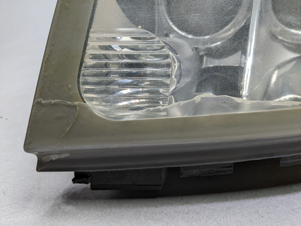 04 - 09 CADILLAC SRX OEM HEADLIGHT HEADLAMP ASSEMBLY FRONT RIGHT SIDE HALOGEN