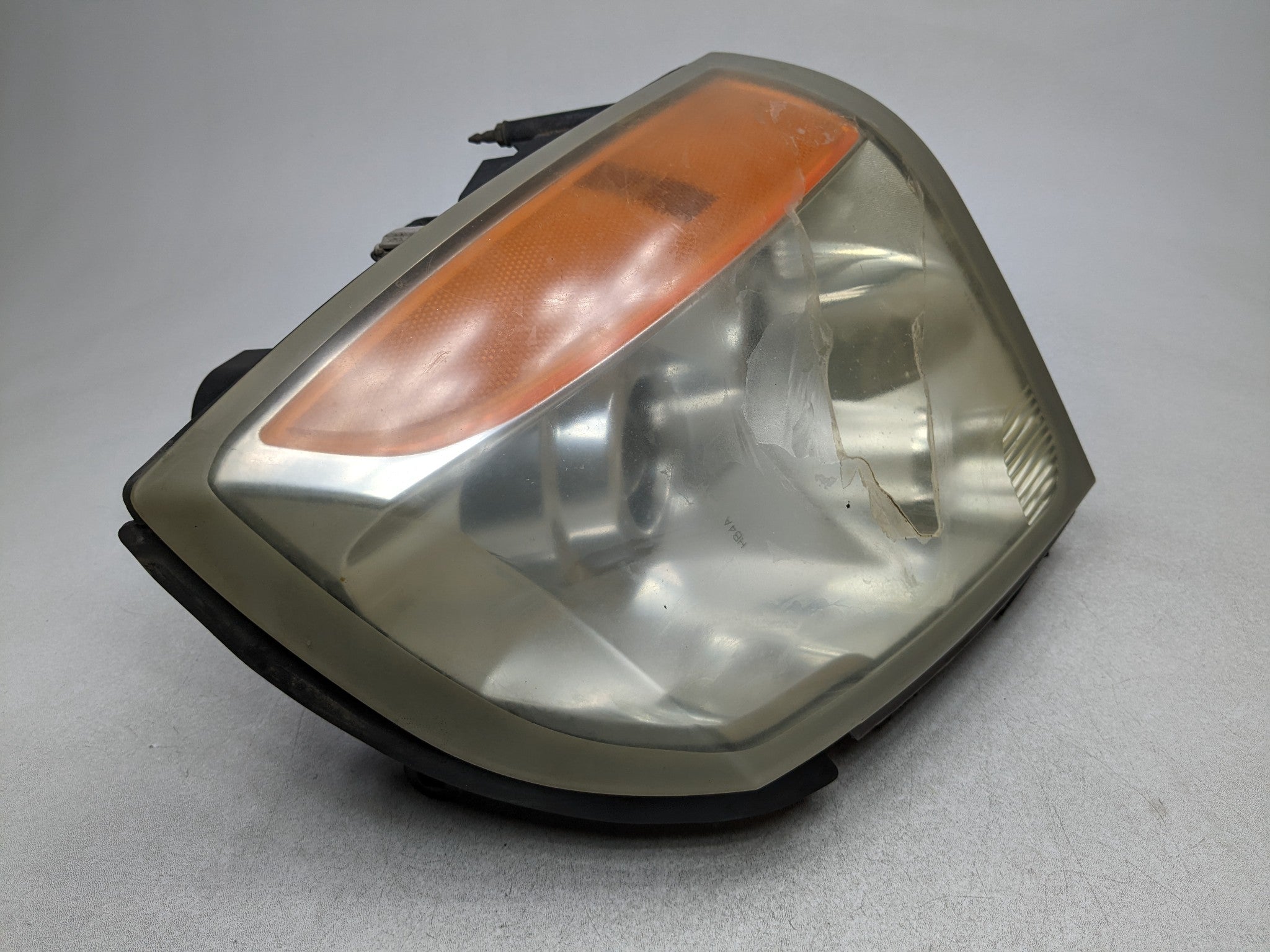2004 - 2009 CADILLAC SRX OEM HEADLIGHT HEADLAMP ASSEMBLY FRONT LEFT SIDE HALOGEN