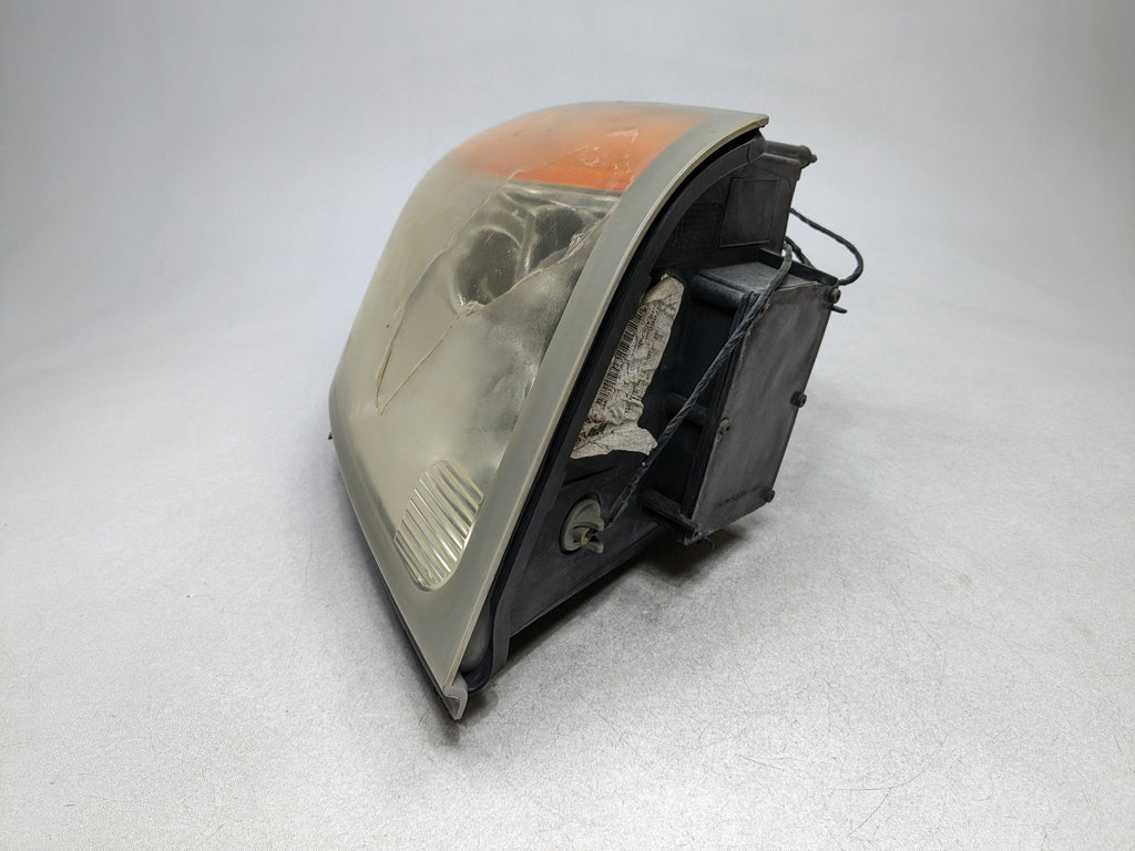 2004 - 2009 CADILLAC SRX OEM HEADLIGHT HEADLAMP ASSEMBLY FRONT LEFT SIDE HALOGEN