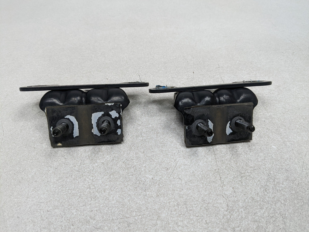 2004 - 2009 CADILLAC SRX OEM GATE HINGES SET REAR LEFT AND RIGHT SIDE
