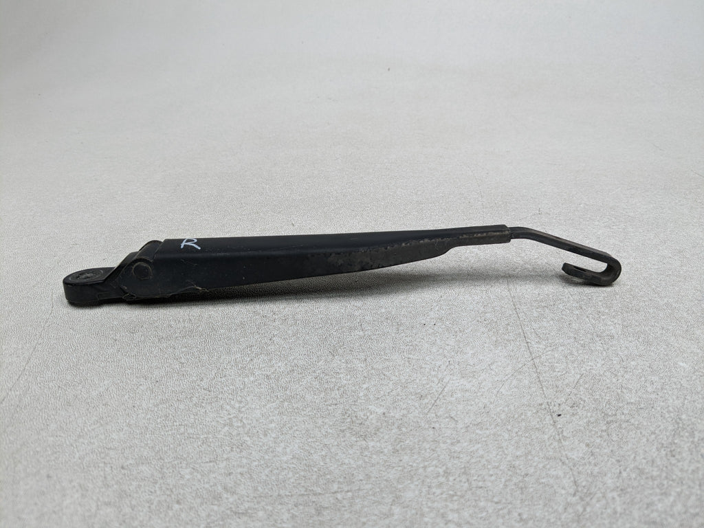 2004 - 2009 CADILLAC SRX OEM WINDSHIELD WIPER ARM REAR BACK WINDOW GLASS