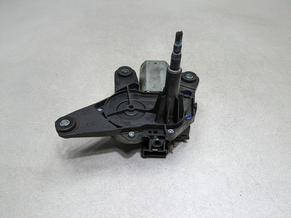 2004 - 2009 CADILLAC SRX OEM REAR WINDSHIELD WIPER MOTOR ASSEMBLY