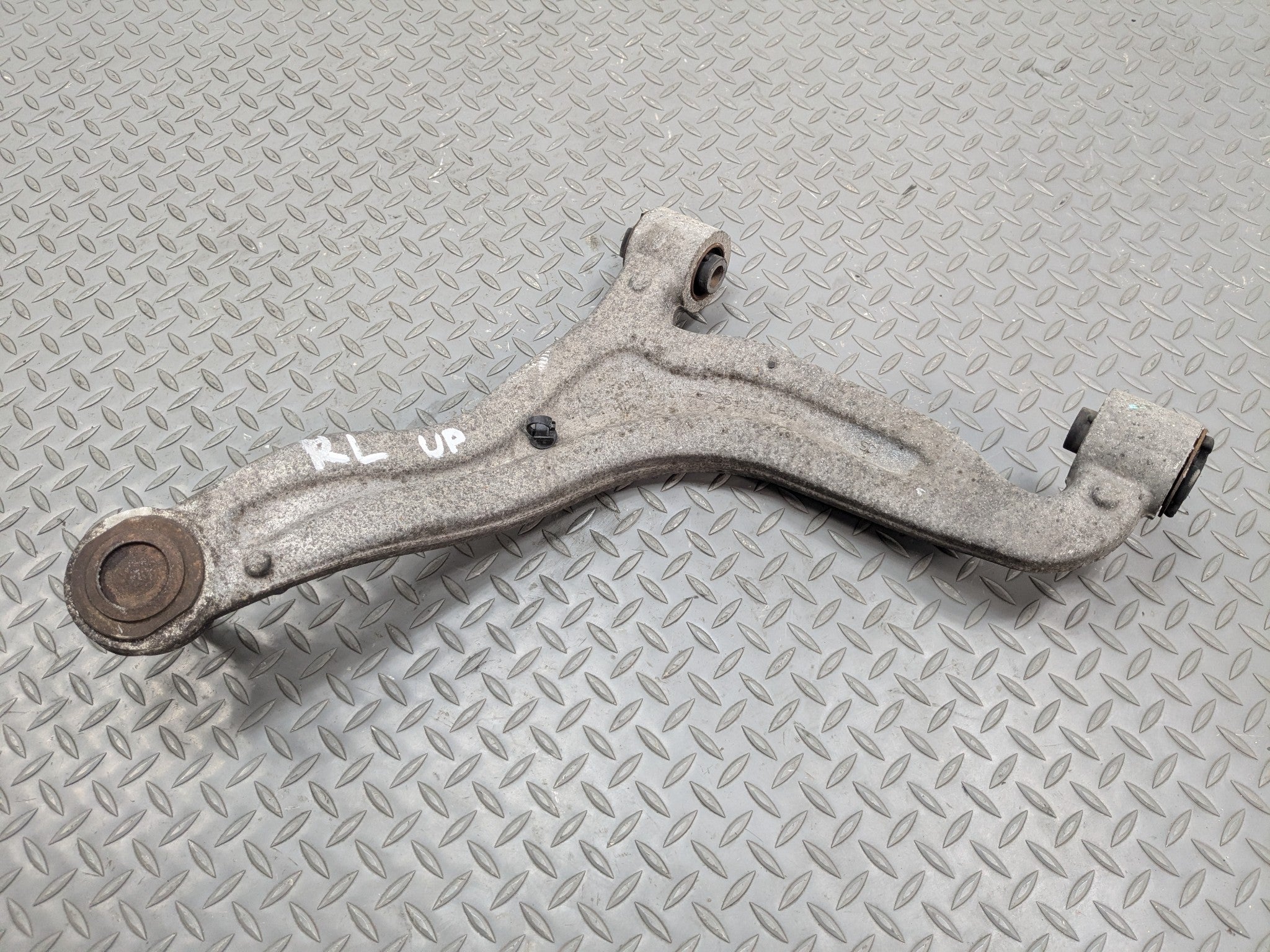 2004 - 2009 CADILLAC SRX OEM CONTROL ARM UPPER REAR LEFT DRIVER SIDE