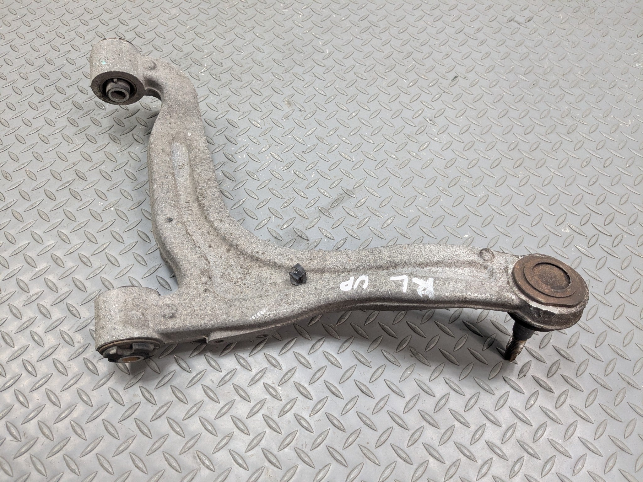 2004 - 2009 CADILLAC SRX OEM CONTROL ARM UPPER REAR LEFT DRIVER SIDE