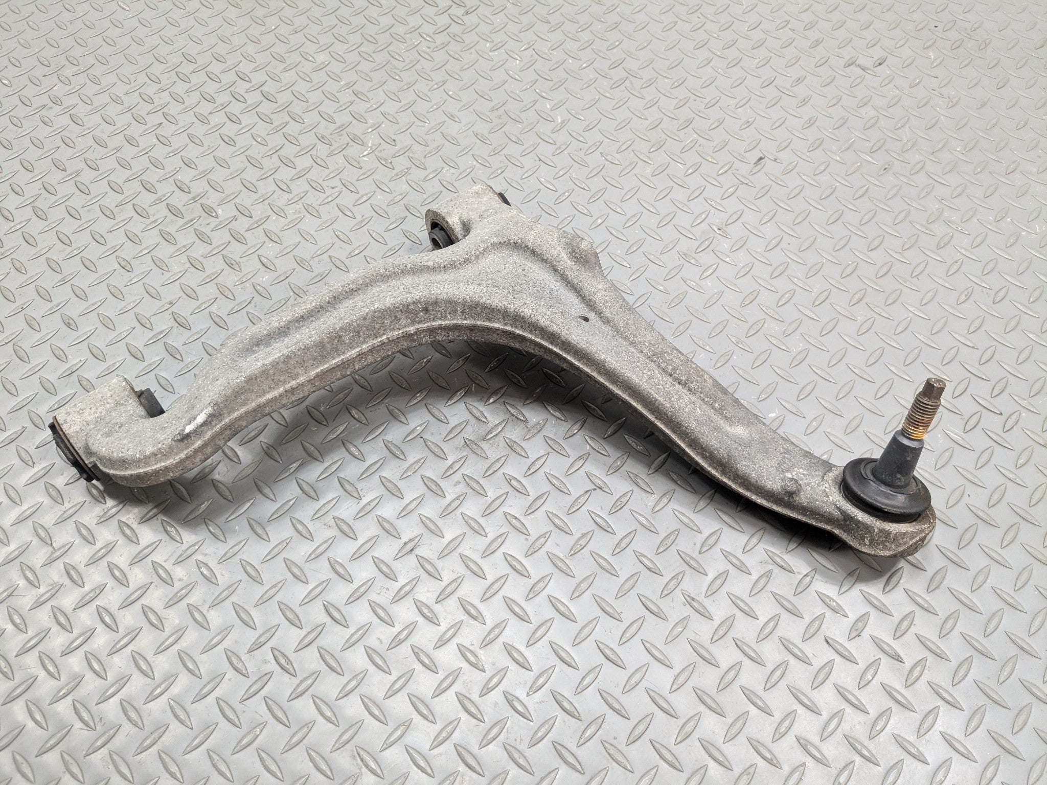 2004 - 2009 CADILLAC SRX OEM CONTROL ARM UPPER REAR LEFT DRIVER SIDE