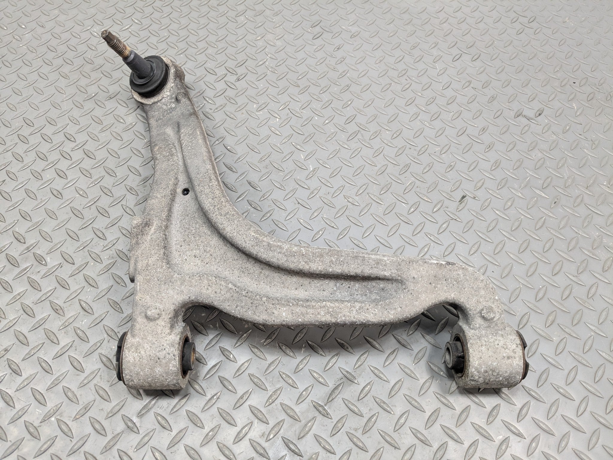 2004 - 2009 CADILLAC SRX OEM CONTROL ARM UPPER REAR LEFT DRIVER SIDE