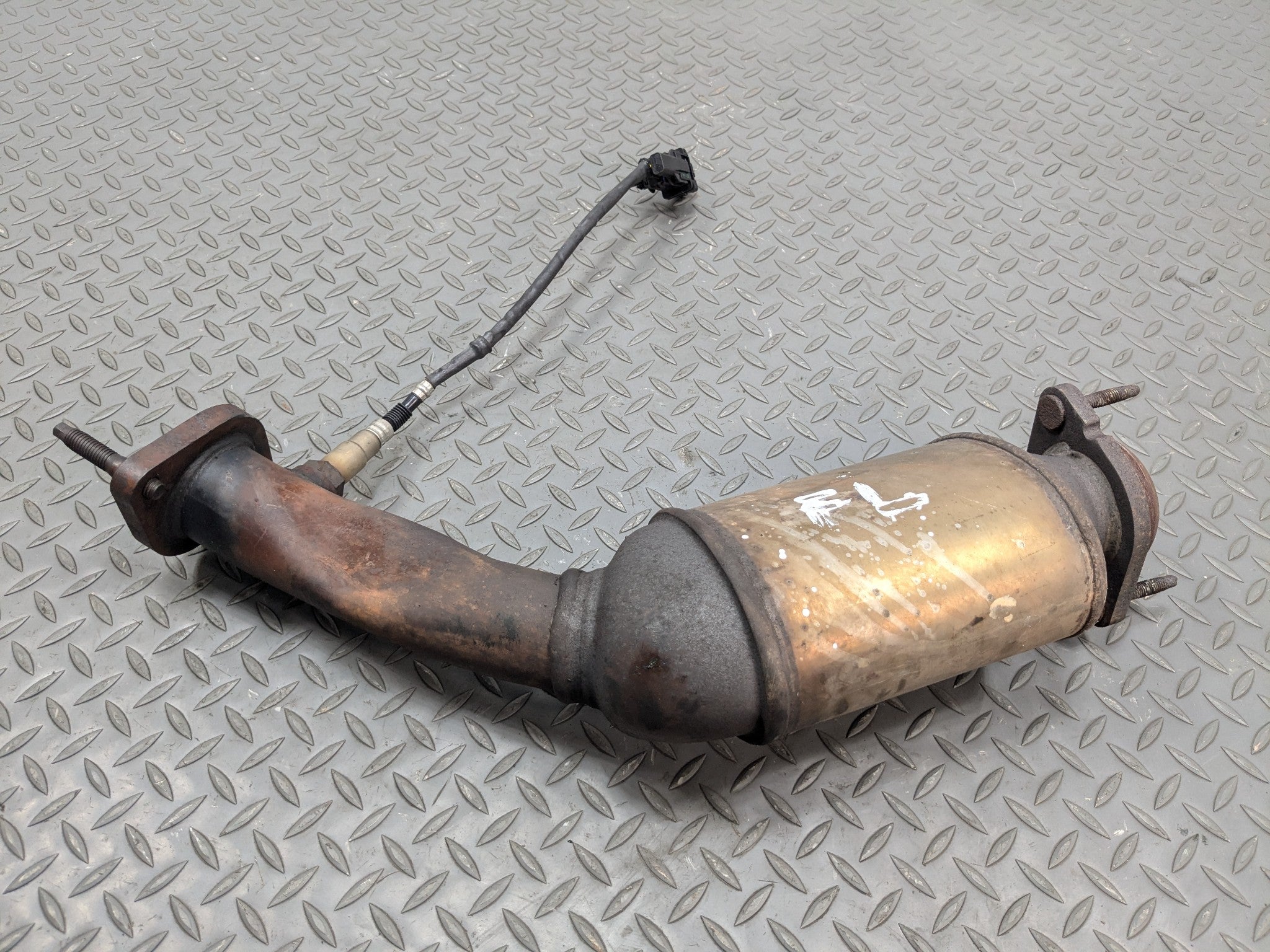 2004 - 2009 CADILLAC SRX OEM EXHAUST DOWNPIPE FRONT LEFT DRIVER SIDE