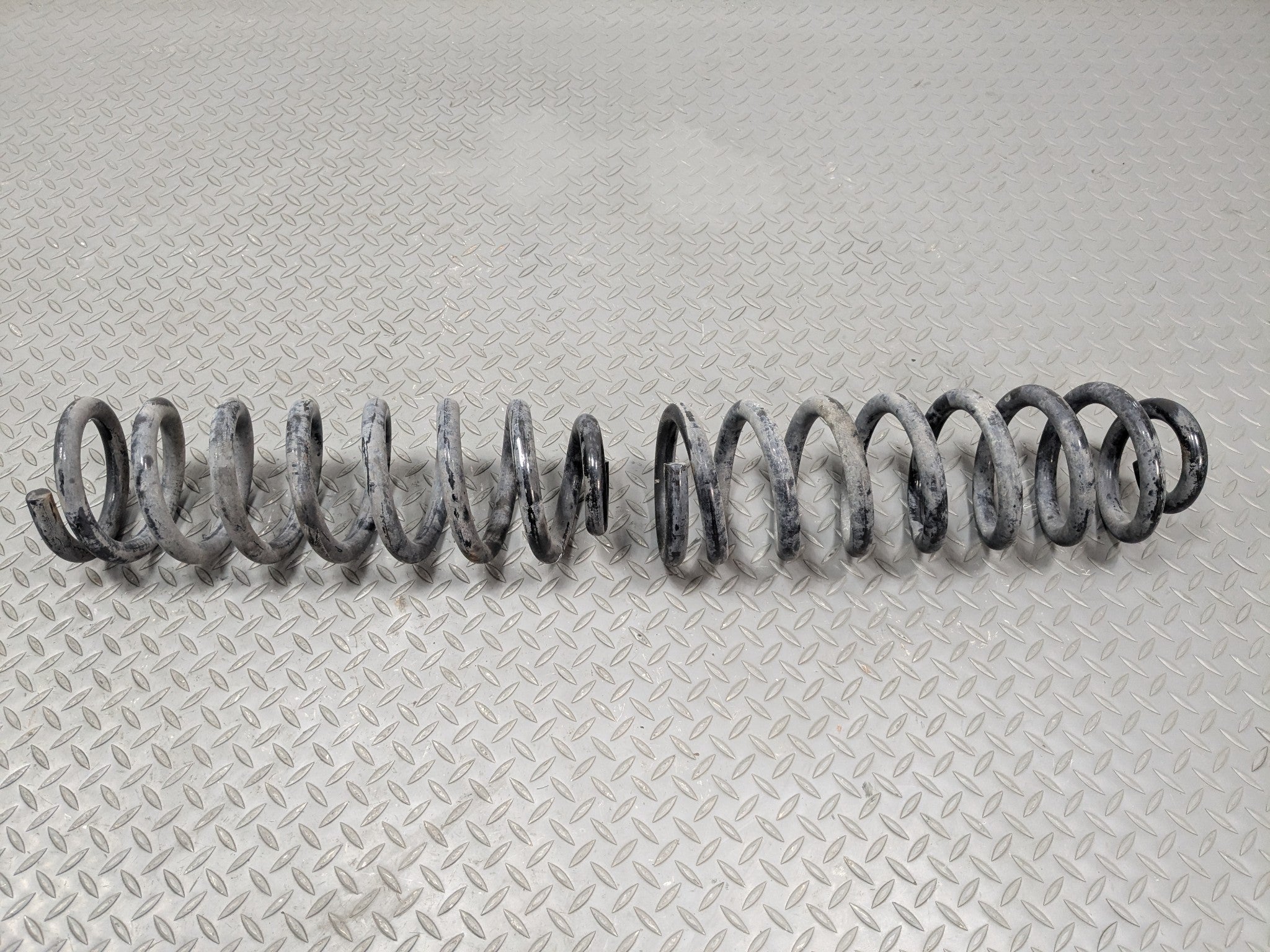 2004 - 2009 CADILLAC SRX OEM SUSPENSION COIL AIR SPRING SET LEFT AND RIGHT SIDE