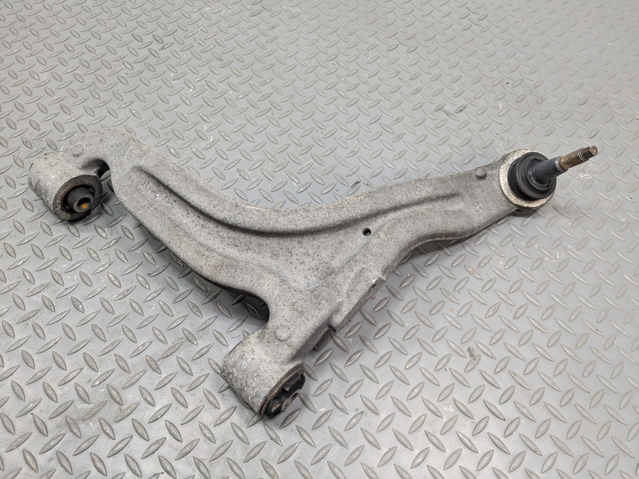 2004 - 2009 CADILLAC SRX OEM CONTROL ARM UPPER REAR RIGHT PASSENGER SIDE