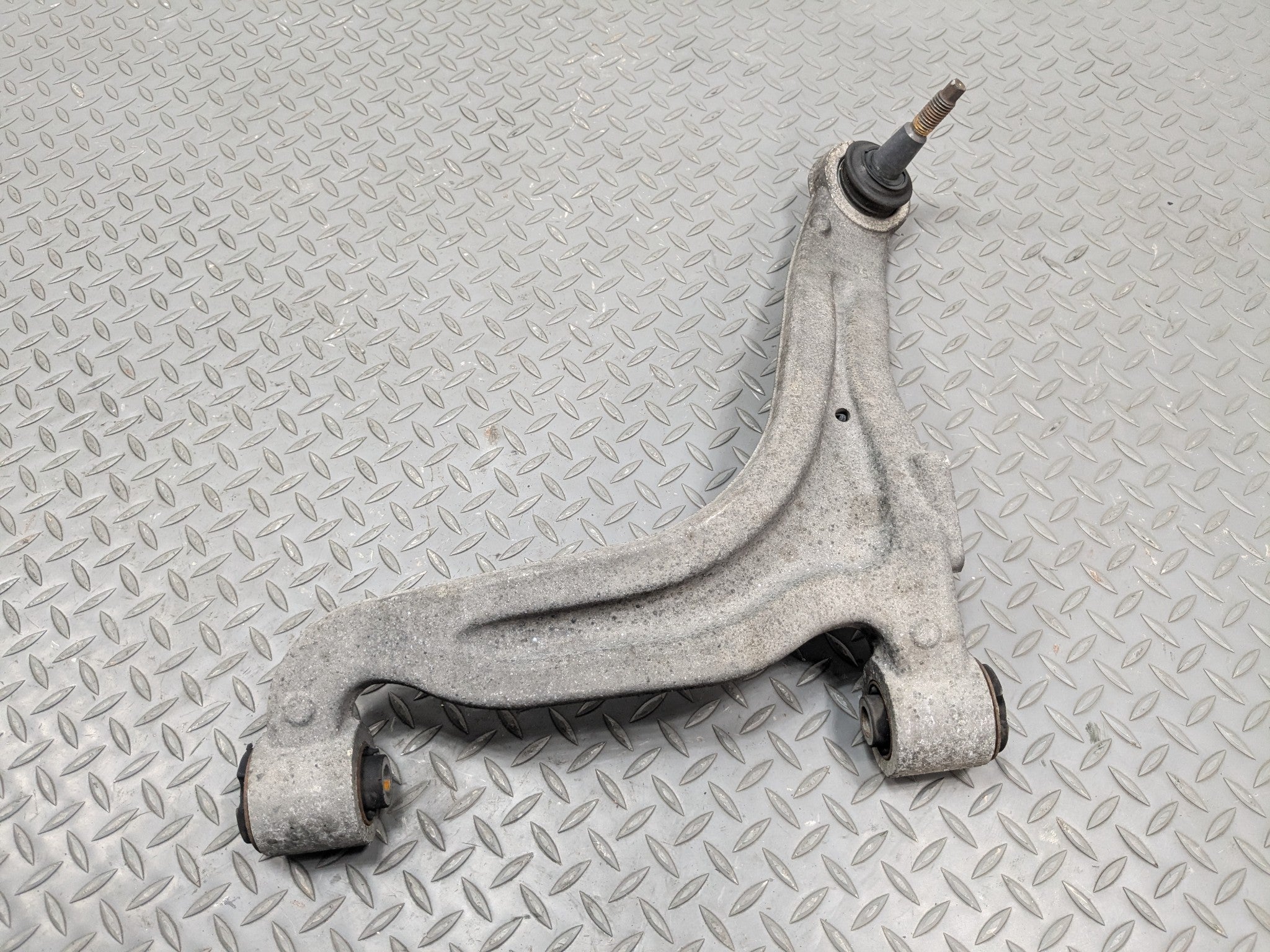 2004 - 2009 CADILLAC SRX OEM CONTROL ARM UPPER REAR RIGHT PASSENGER SIDE