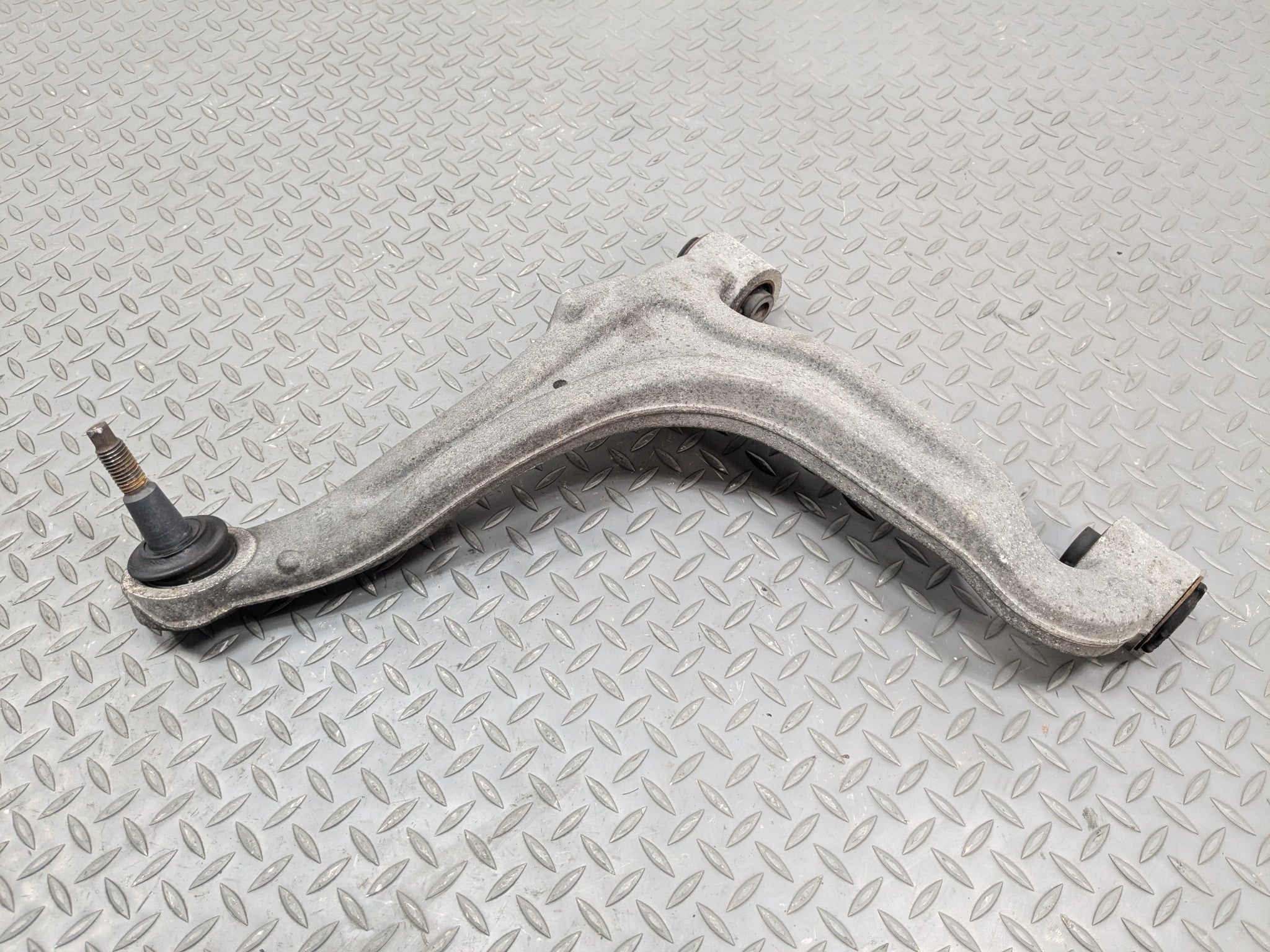 2004 - 2009 CADILLAC SRX OEM CONTROL ARM UPPER REAR RIGHT PASSENGER SIDE