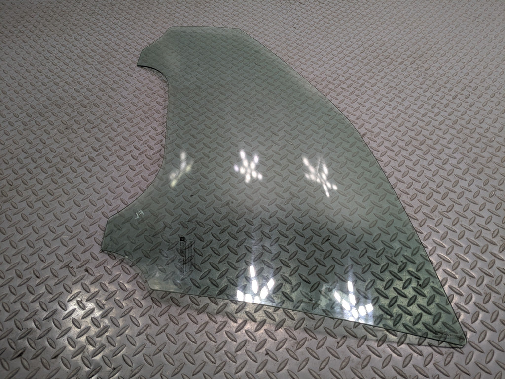 2004 - 2009 CADILLAC SRX OEM DOOR WINDOW GLASS FRONT LEFT DRIVER SIDE