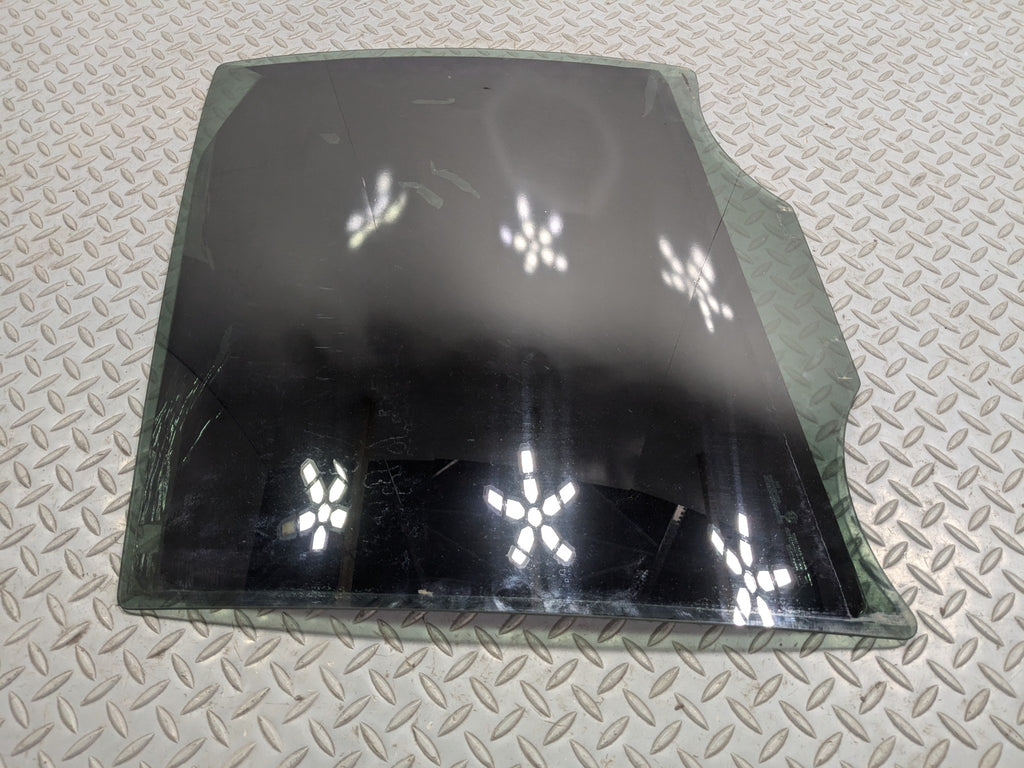 2004 - 2009 CADILLAC SRX OEM DOOR WINDOW GLASS WITH PRIVACY TINT REAR LEFT SIDE