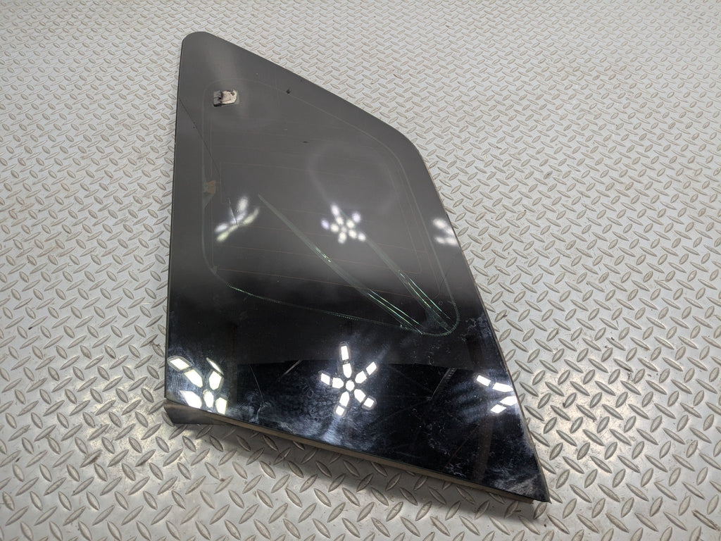 2004 - 2009 CADILLAC SRX OEM QUARTER GLASS WINDOW ASSEMBLY REAR RIGHT SIDE