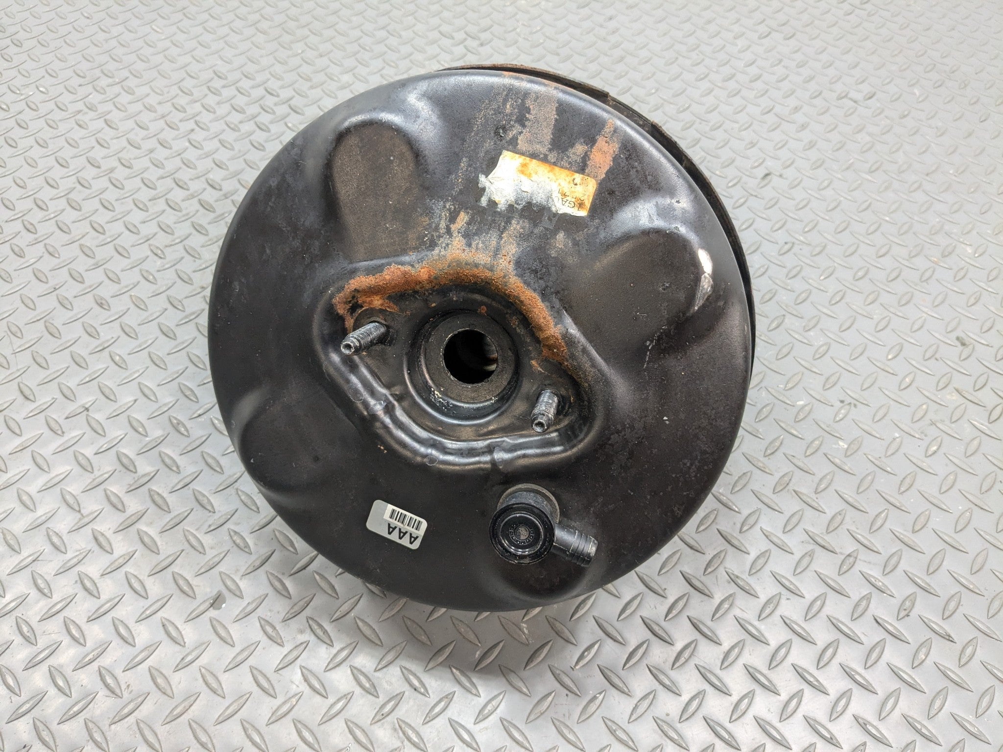 2004 - 2009 CADILLAC SRX OEM POWER BRAKE BOOSTER WITHOUT MASTER CYLINDER