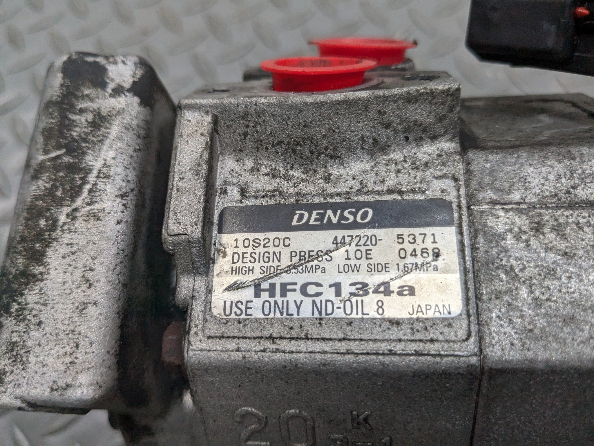 2004 - 2009 CADILLAC SRX OEM AC AIR CONDITIONING AIR COMPRESSOR PUMP UNIT