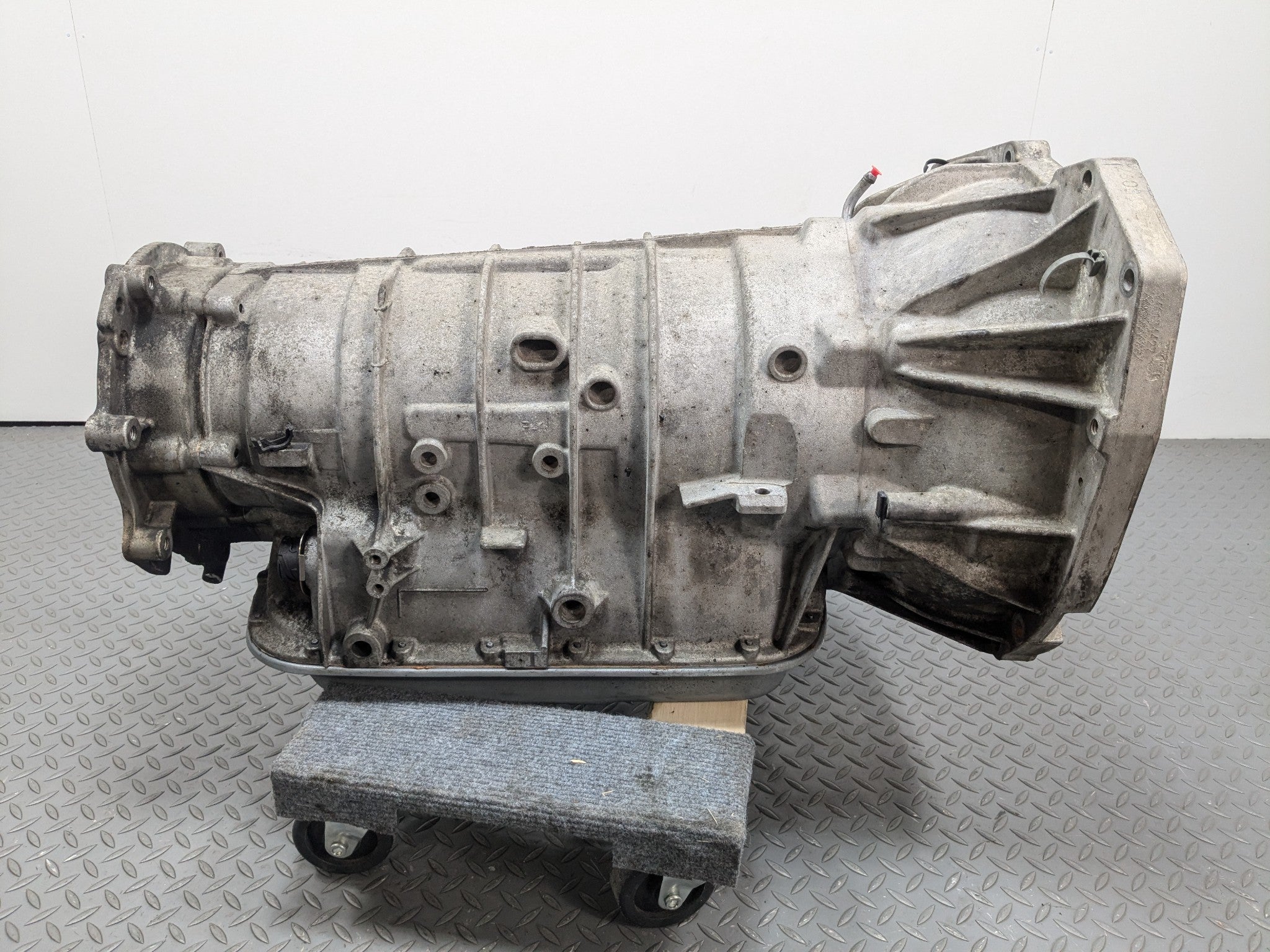 2004 - 2009 CADILLAC SRX OEM AUTOMATIC TRANSMISSION GEARBOX ASSEMBLY
