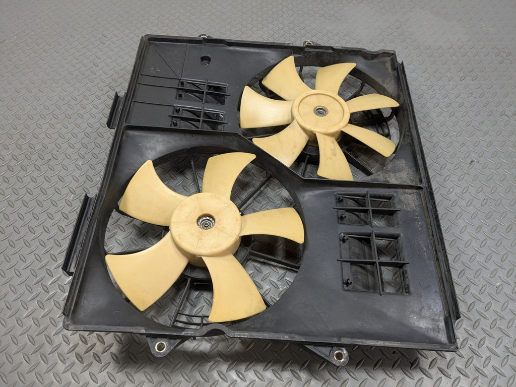 04 - 09 CADILLAC SRX OEM RADIATOR COOLING MOTOR DUAL FAN WITH SHROUD ASSEMBLY