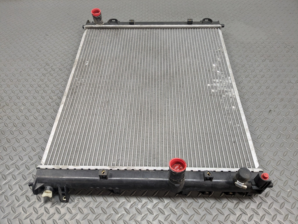 2004 - 2009 CADILLAC SRX OEM ENGINE MOTOR COOLING RADIATOR ASSEMBLY