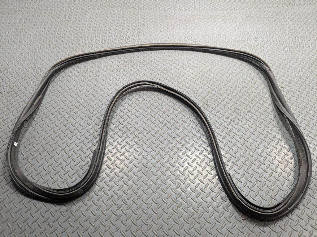 2004 - 2009 CADILLAC SRX OEM DOOR SEAL WEATHER STRIPPING RUBBER REAR TRUNK