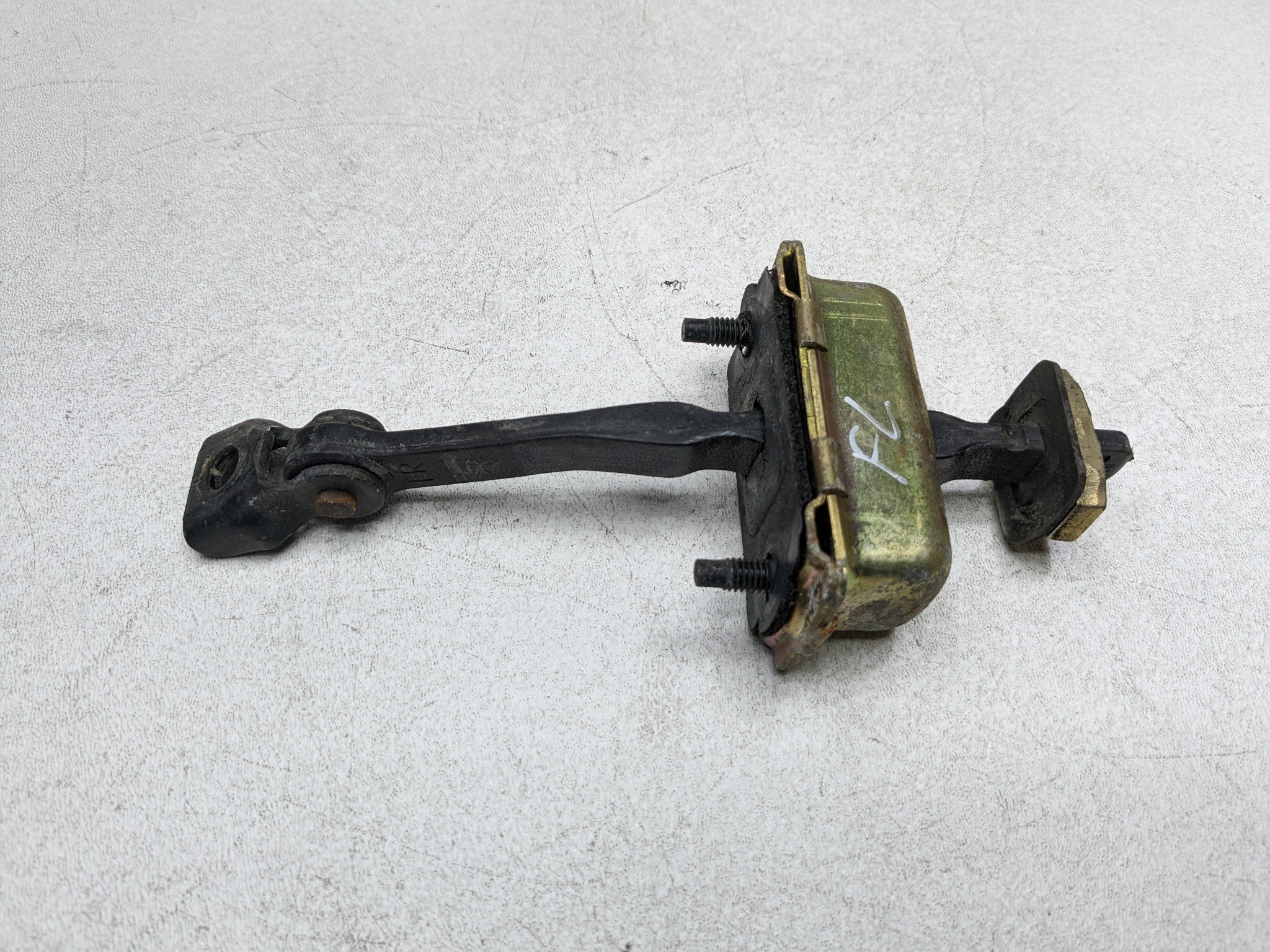 2004 - 2009 CADILLAC SRX OEM DOOR CHECK STRAP STOPPER FRONT LEFT DRIVER SIDE