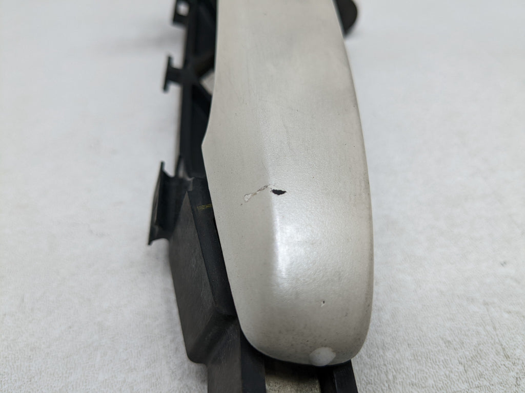 2004 - 2009 CADILLAC SRX OEM EXTERIOR DOOR HANDLE FRONT RIGHT PASSENGER SIDE