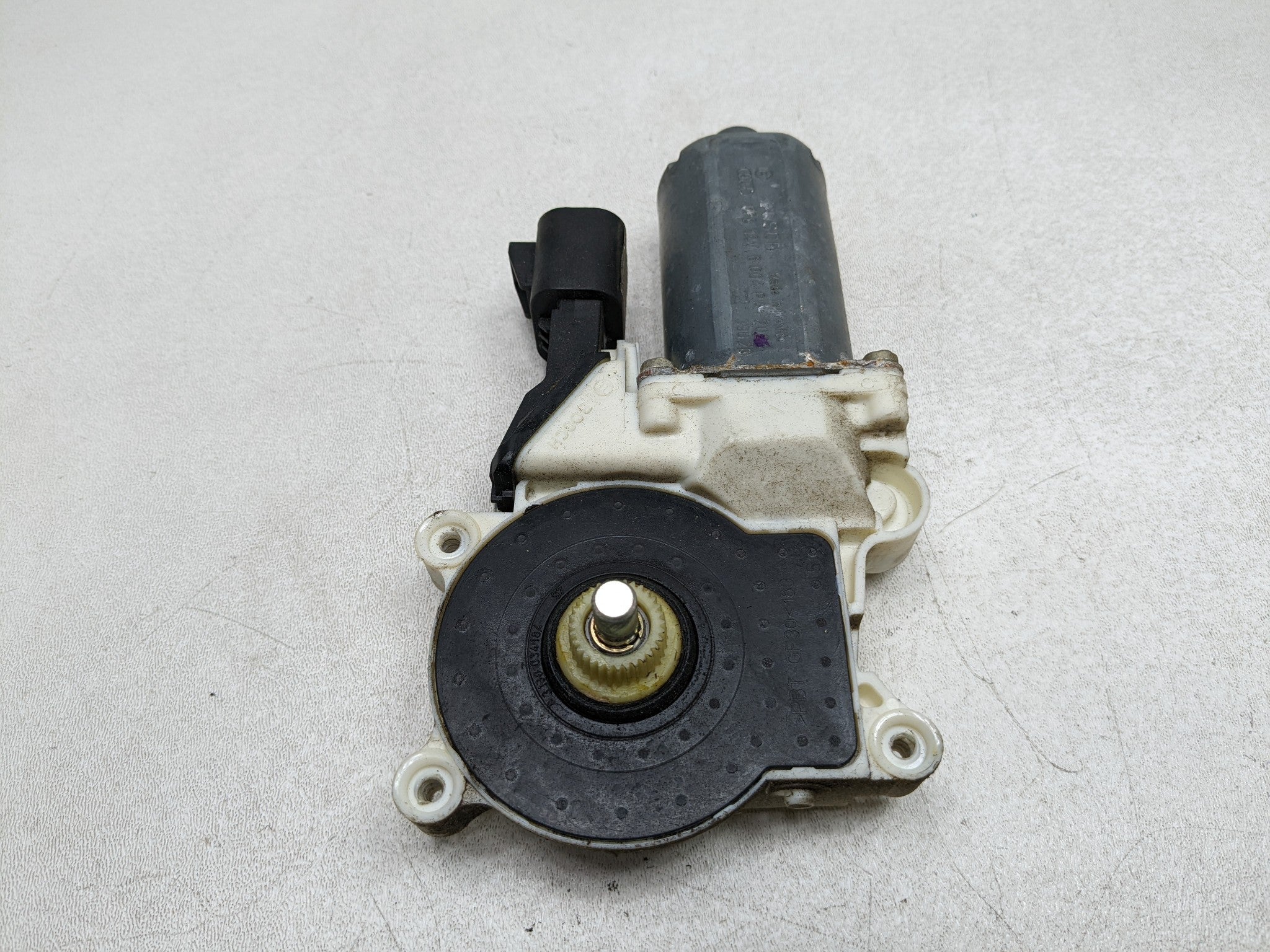 2004 - 2009 CADILLAC SRX OEM POWER WINDOW MOTOR FRONT LEFT DRIVER SIDE