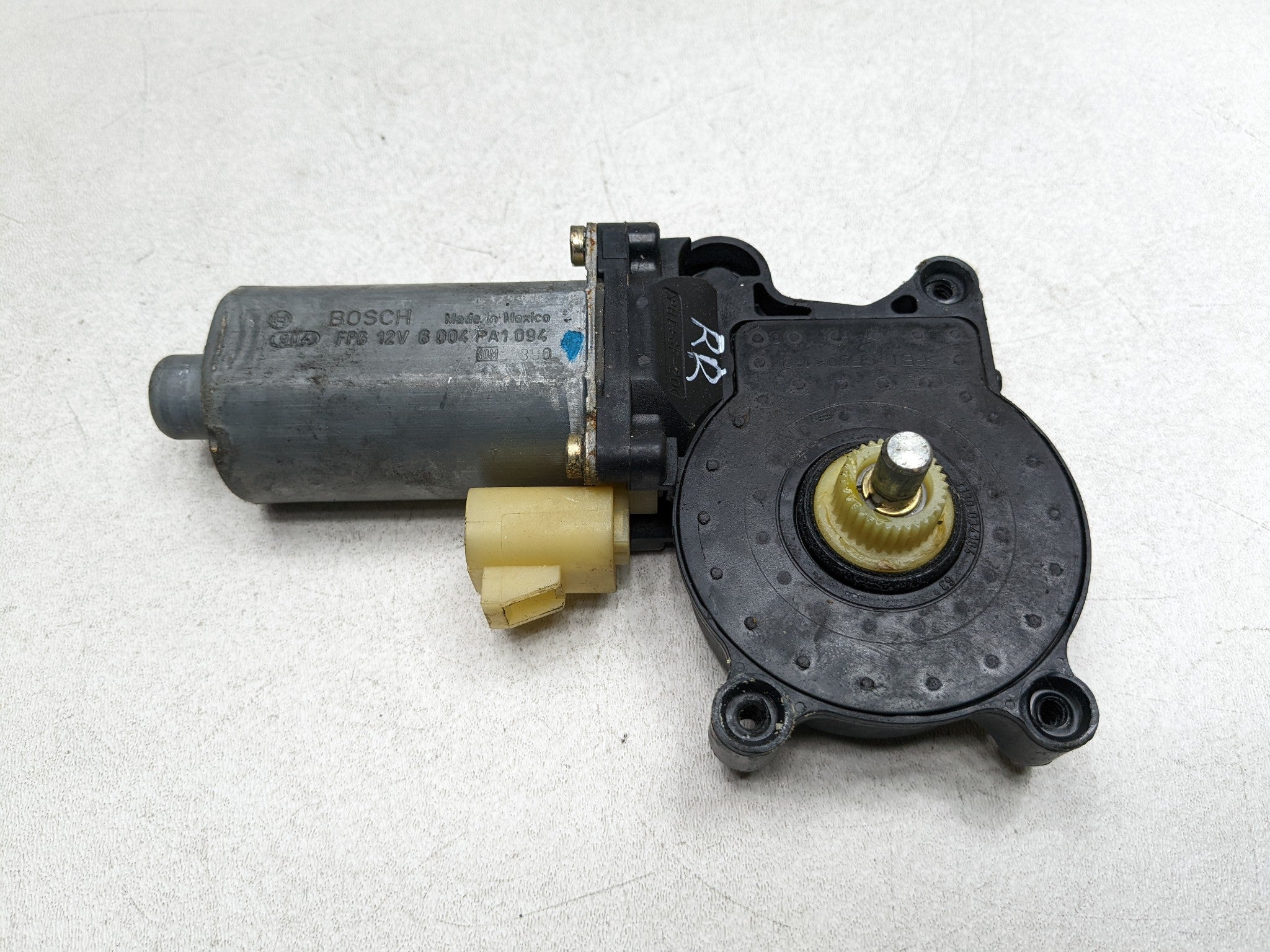 2004 - 2009 CADILLAC SRX OEM POWER WINDOW MOTOR REAR RIGHT PASSENGER SIDE
