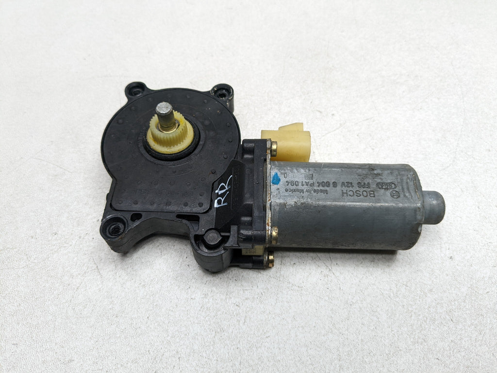 2004 - 2009 CADILLAC SRX OEM POWER WINDOW MOTOR REAR RIGHT PASSENGER SIDE