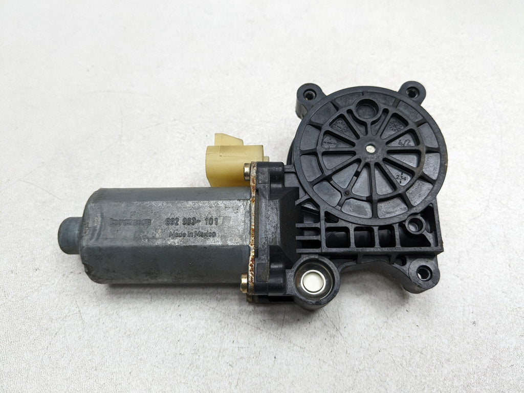 2004 - 2009 CADILLAC SRX OEM POWER WINDOW MOTOR REAR RIGHT PASSENGER SIDE
