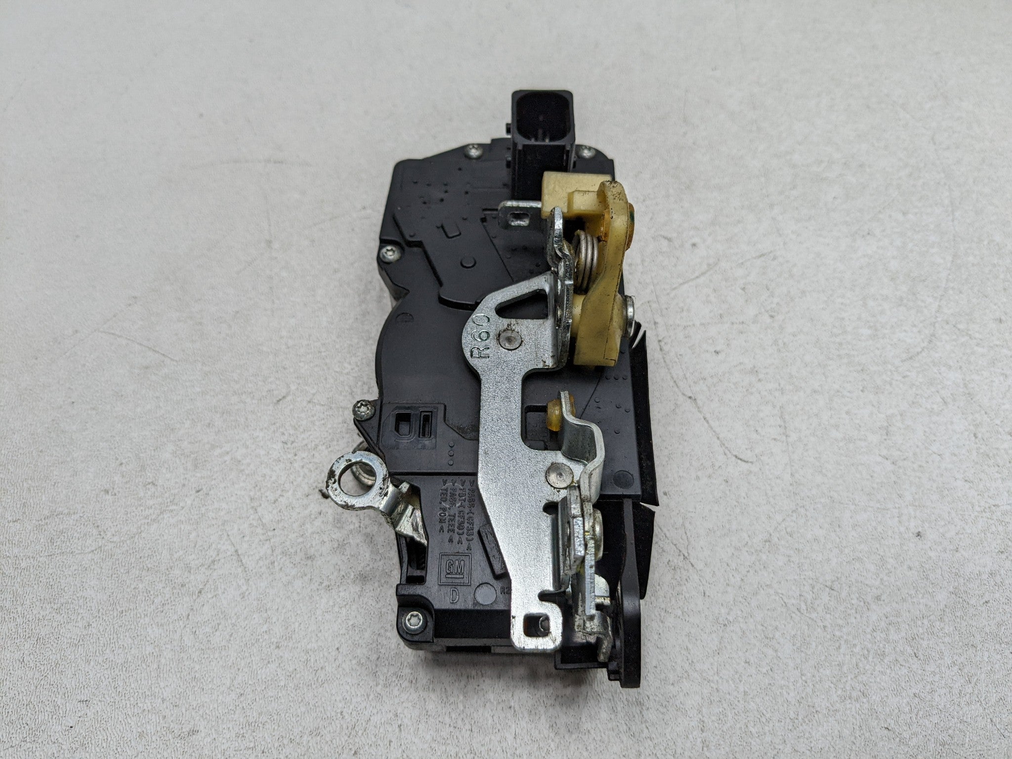2004 - 2009 CADILLAC SRX OEM DOOR LATCH LOCK ACTUATOR FRONT RIGHT PASSENGER SIDE