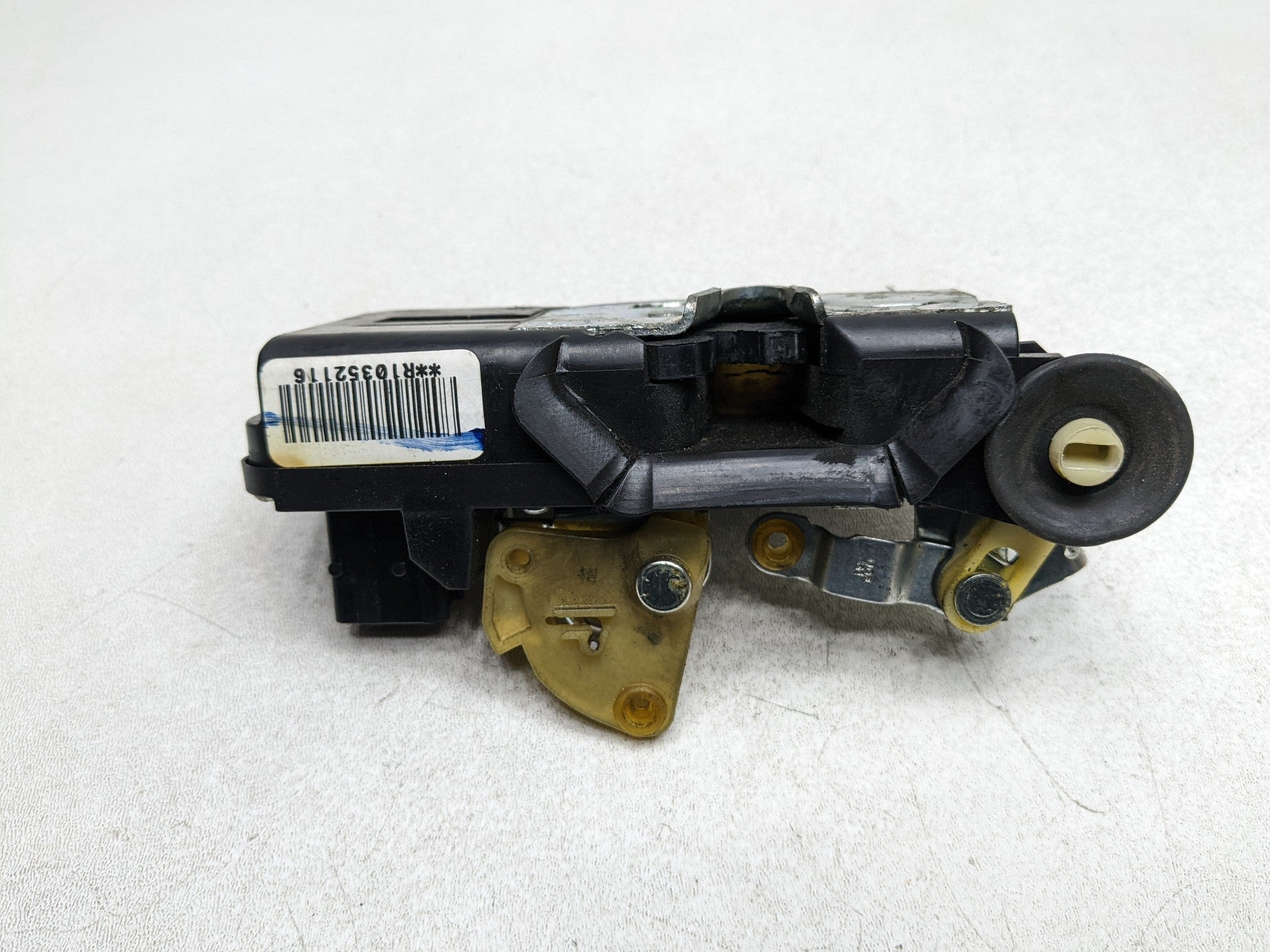 2004 - 2009 CADILLAC SRX OEM DOOR LATCH LOCK ACTUATOR REAR RIGHT PASSENGER SIDE