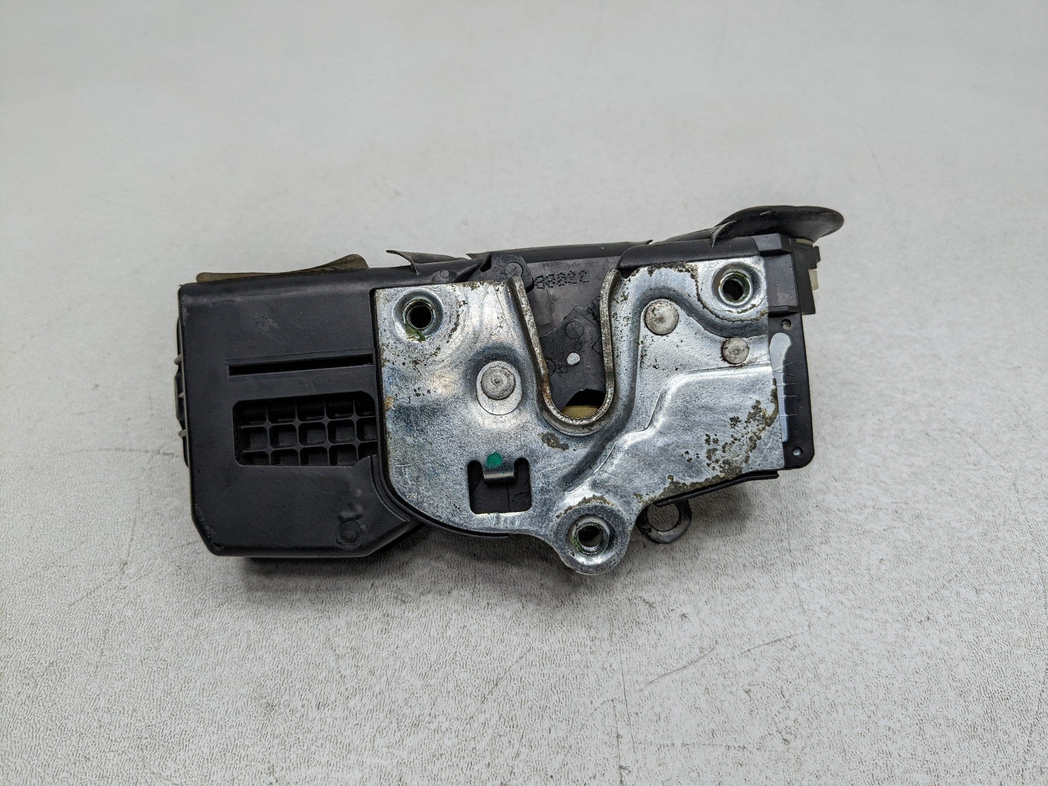 2004 - 2009 CADILLAC SRX OEM DOOR LATCH LOCK ACTUATOR REAR LEFT DRIVER SIDE