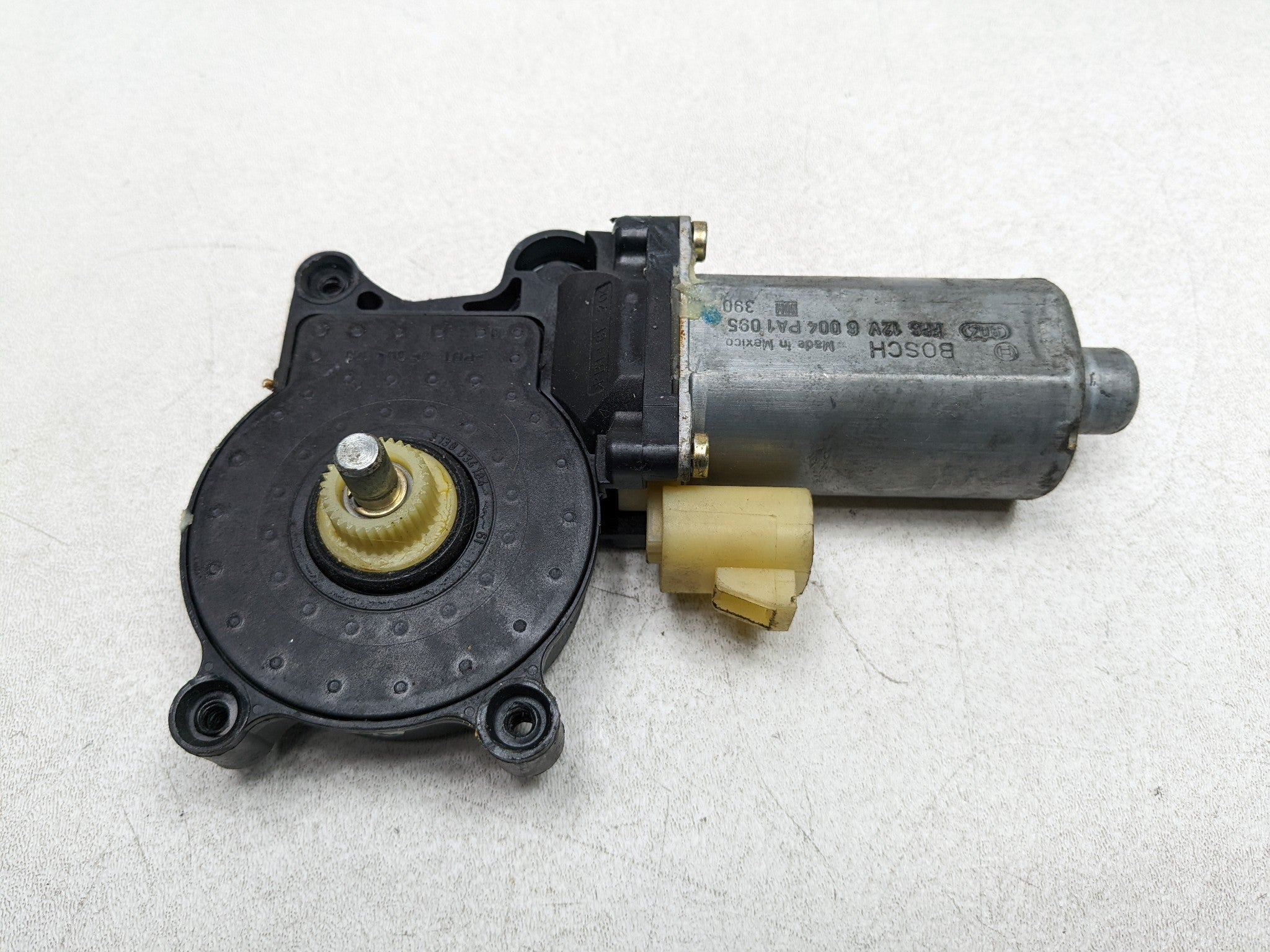 2004 - 2009 CADILLAC SRX OEM POWER WINDOW MOTOR REAR LEFT DRIVER SIDE
