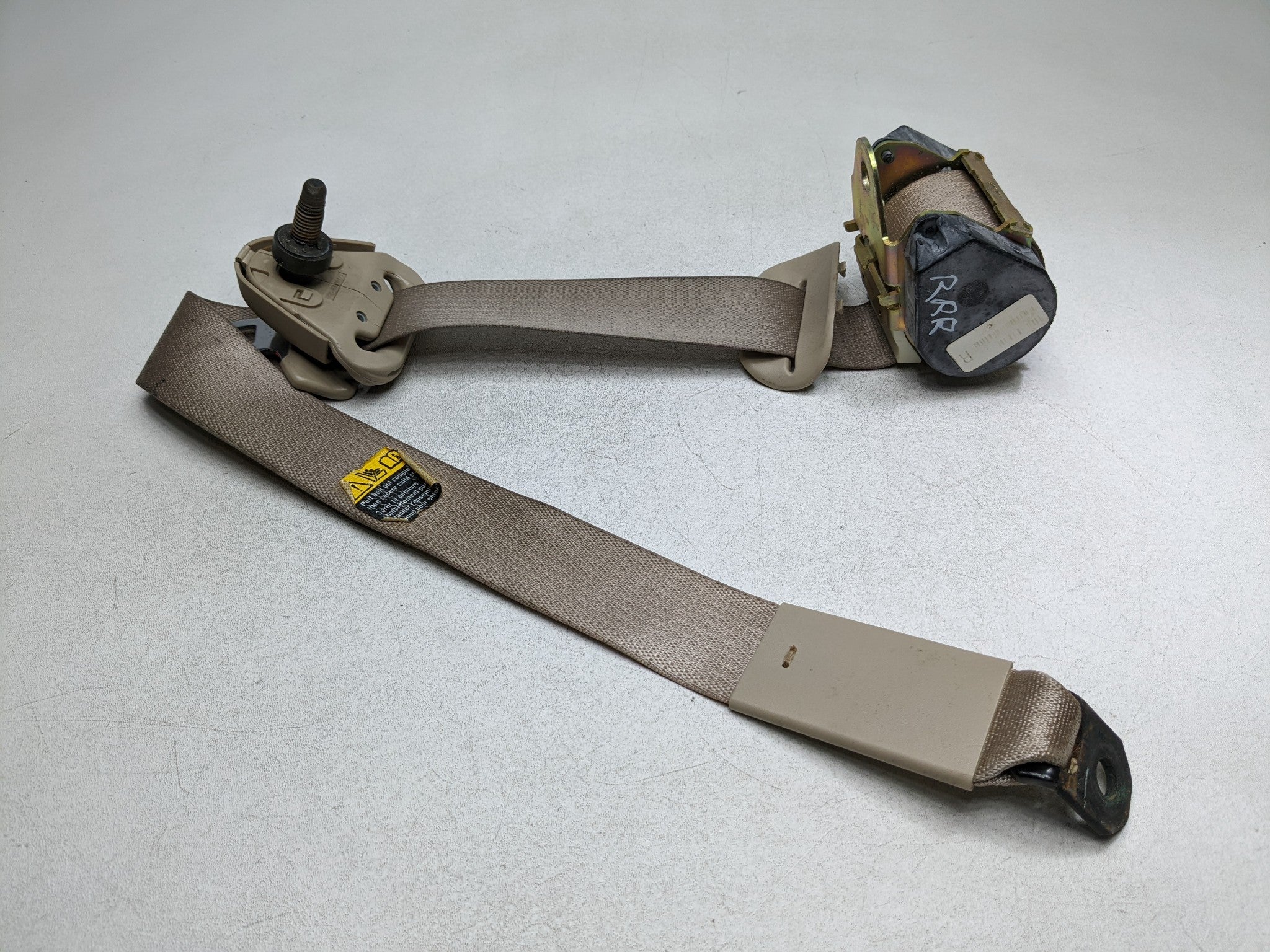 04 - 09 CADILLAC SRX OEM SAFETY SEAT BELT RETRACTOR THIRD ROW REAR RIGHT SIDE