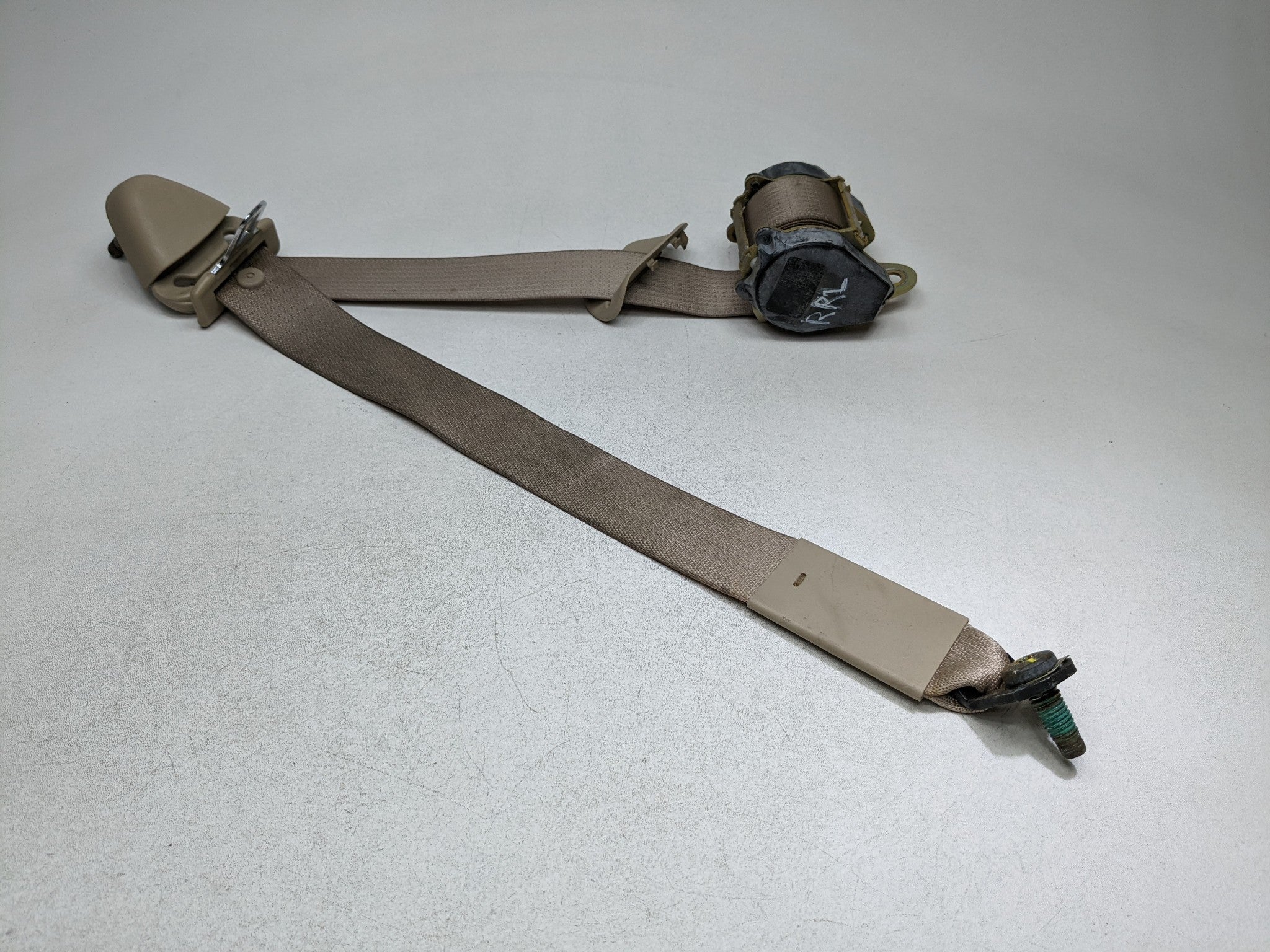 2004 - 2009 CADILLAC SRX OEM SAFETY SEAT BELT RETRACTOR THIRD ROW REAR LEFT SIDE