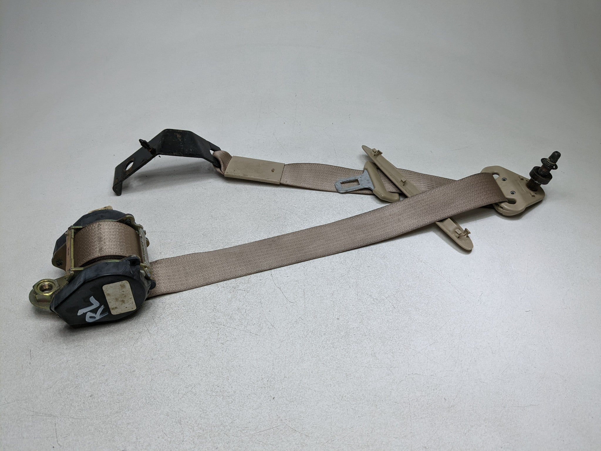 04 - 09 CADILLAC SRX OEM SAFETY SEAT BELT RETRACTOR FLINT REAR LEFT DRIVER SIDE