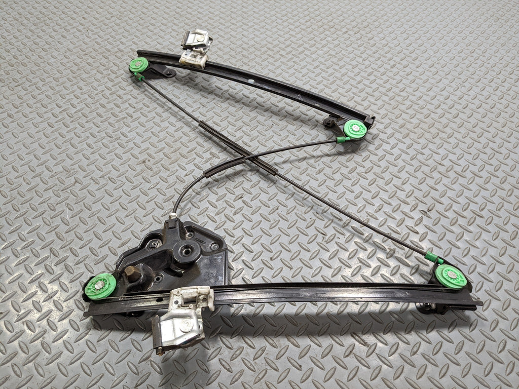 2004 - 2009 CADILLAC SRX OEM DOOR REGULATOR ASSEMBLY FRONT LEFT DRIVER SIDE