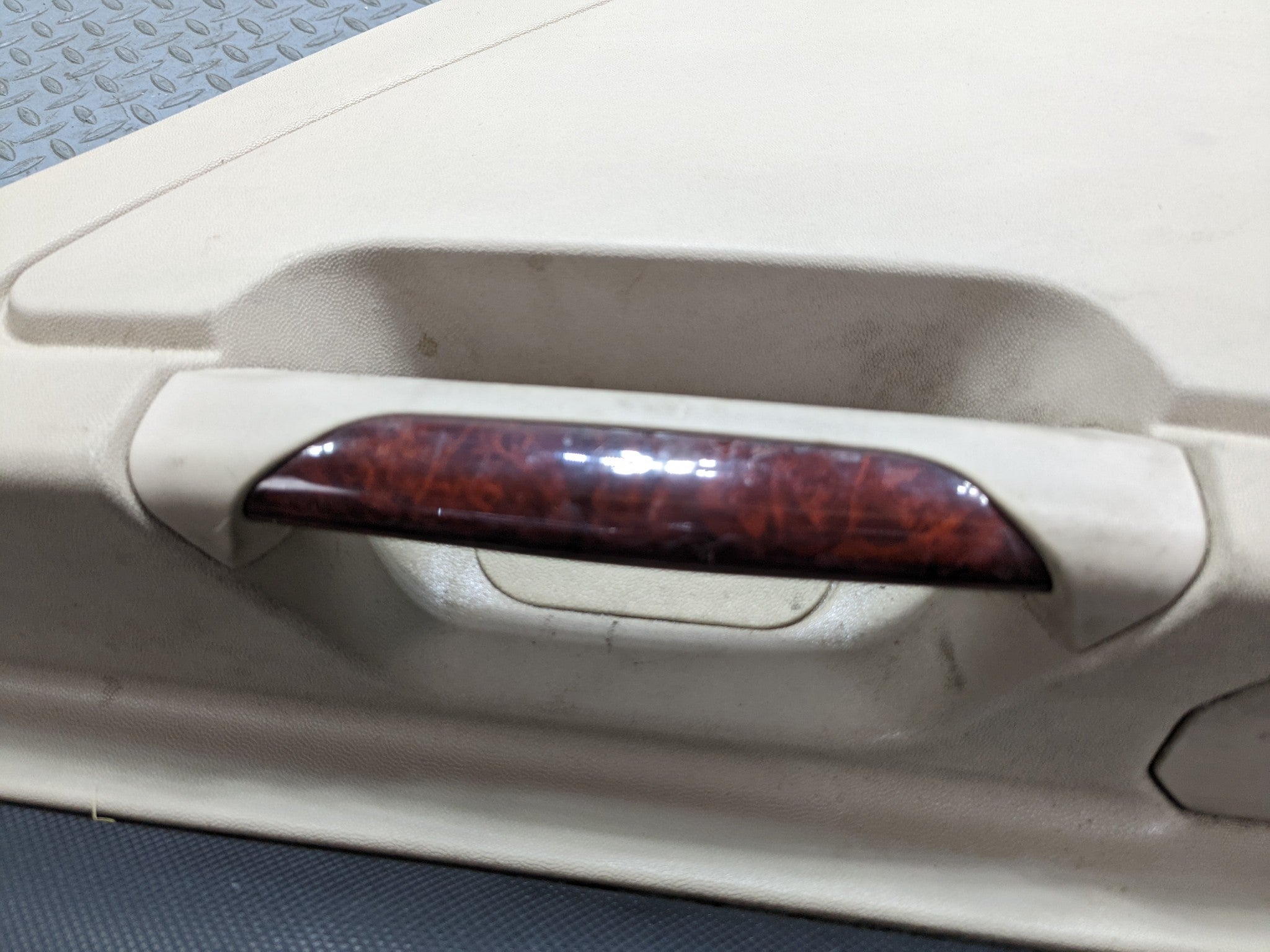 2004 - 2009 CADILLAC SRX OEM INTERIOR DOOR TRIM PANEL REAR RIGHT PASSENGER SIDE