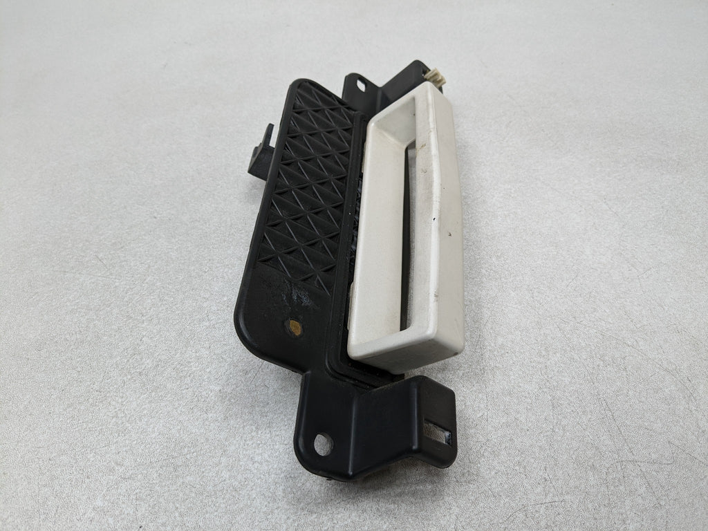 2004 - 2009 CADILLAC SRX OEM EXTERIOR DOOR HANDLE REAR TRUNK RIGHT SIDE