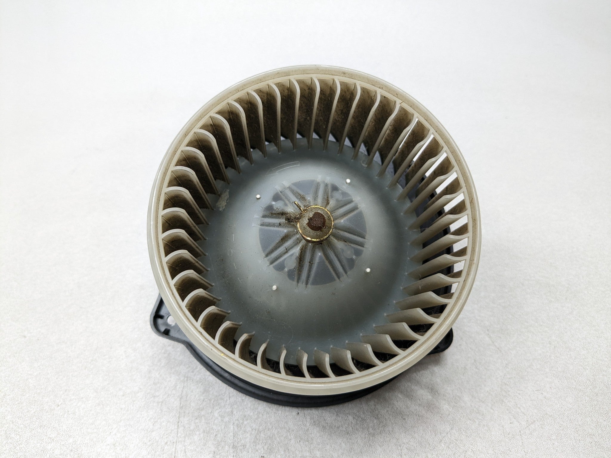 2004 - 2009 CADILLAC SRX OEM BLOWER MOTOR AC EVAPORATOR HEATER ASSEMBLY