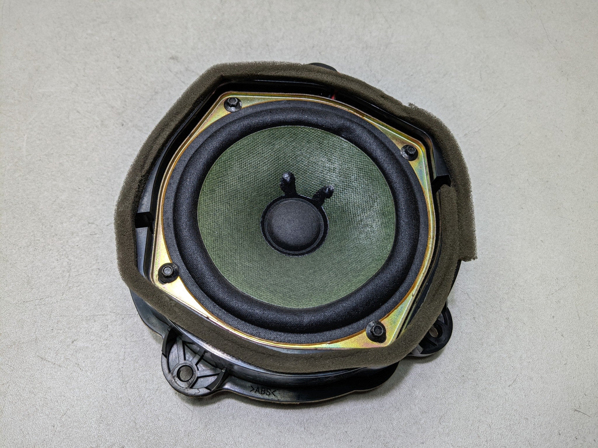 2004 - 2009 CADILLAC SRX OEM AUDIO SOUND SYSTEM SPEAKER SET FRONT AND REAR