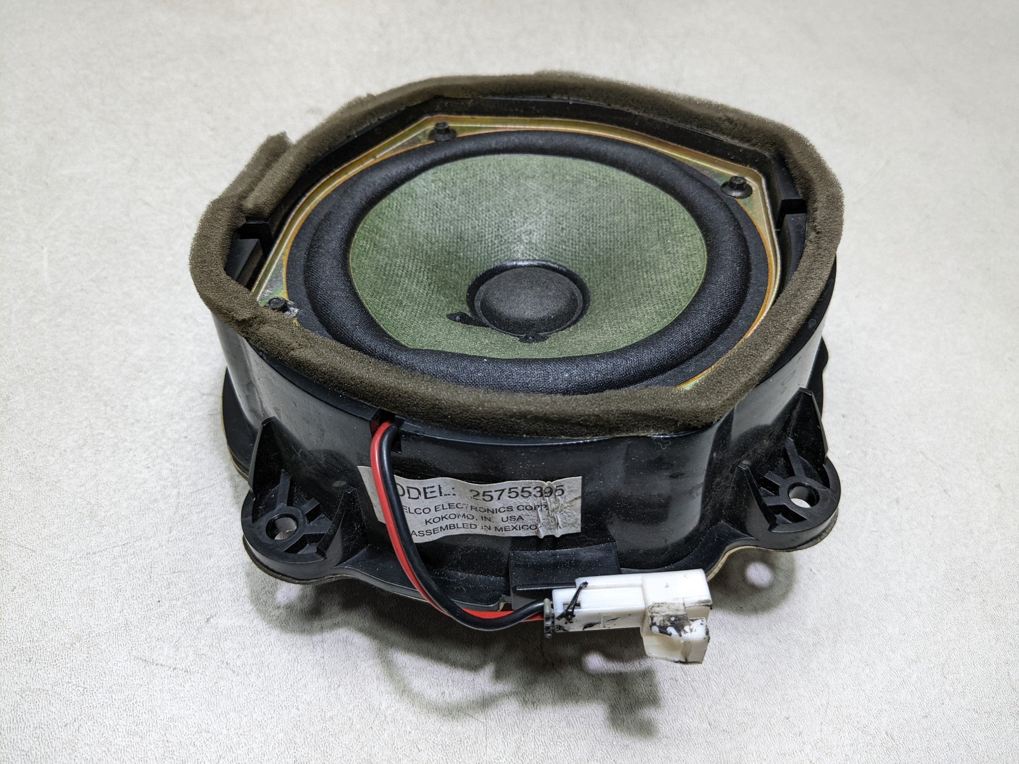 2004 - 2009 CADILLAC SRX OEM AUDIO SOUND SYSTEM SPEAKER SET FRONT AND REAR