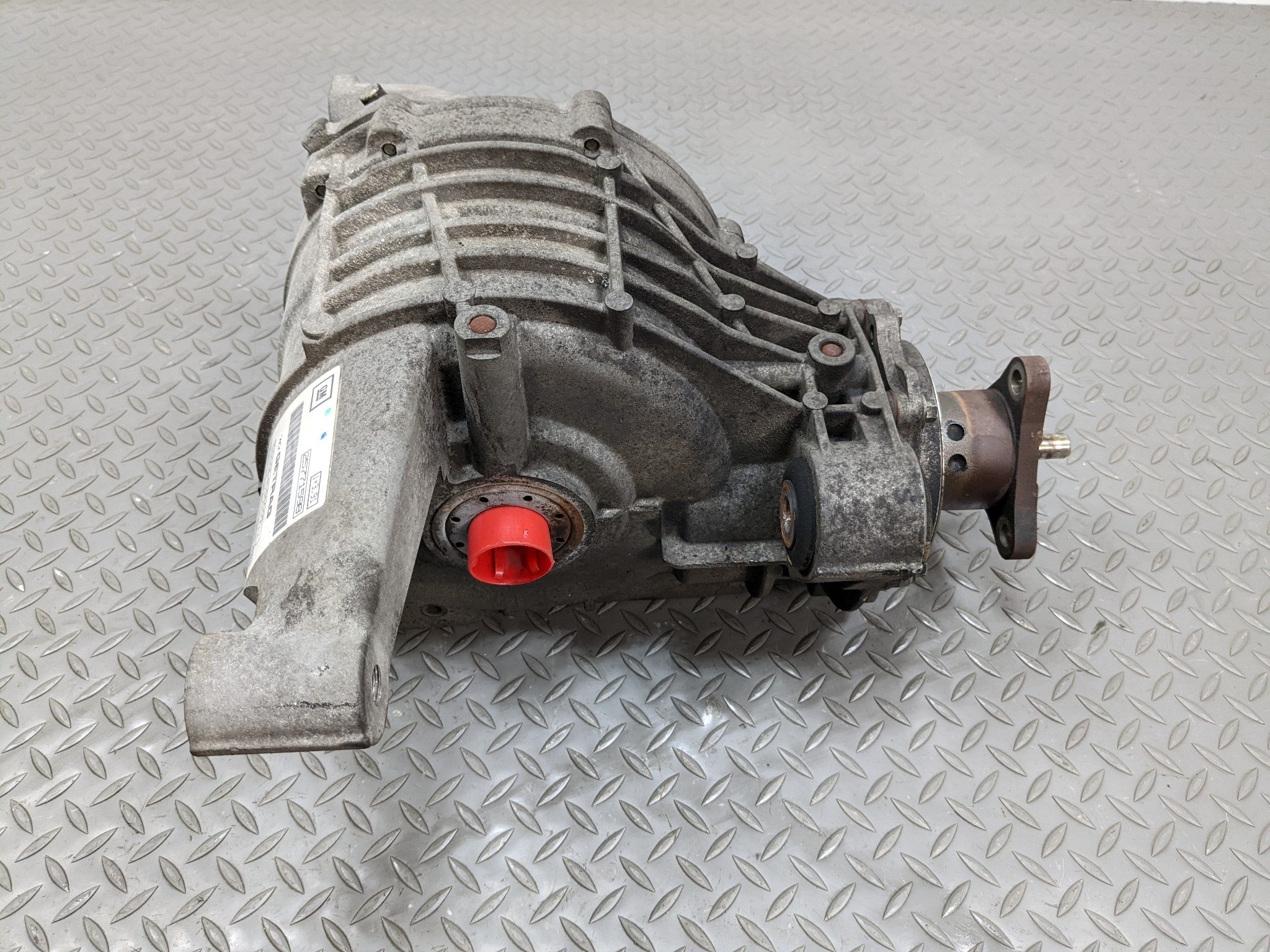 2004 - 2009 CADILLAC SRX OEM REAR AXLE DIFFERENTIAL CARRIER ASSEMBLY